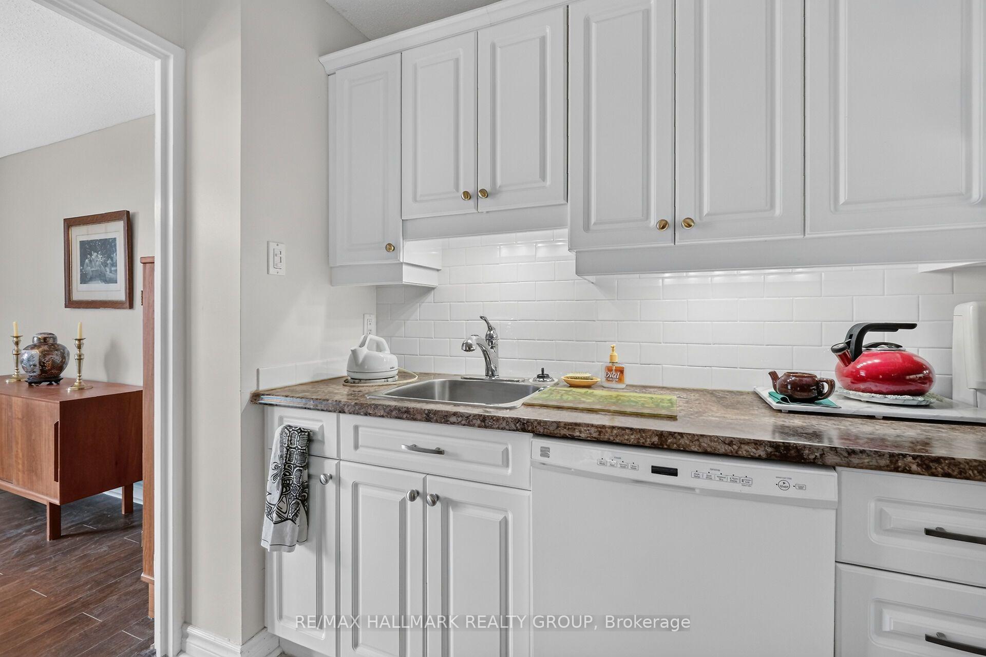 Photo 25 of Unit 710, 1485 Baseline Road, Ottawa, Copeland Park — HOMEH