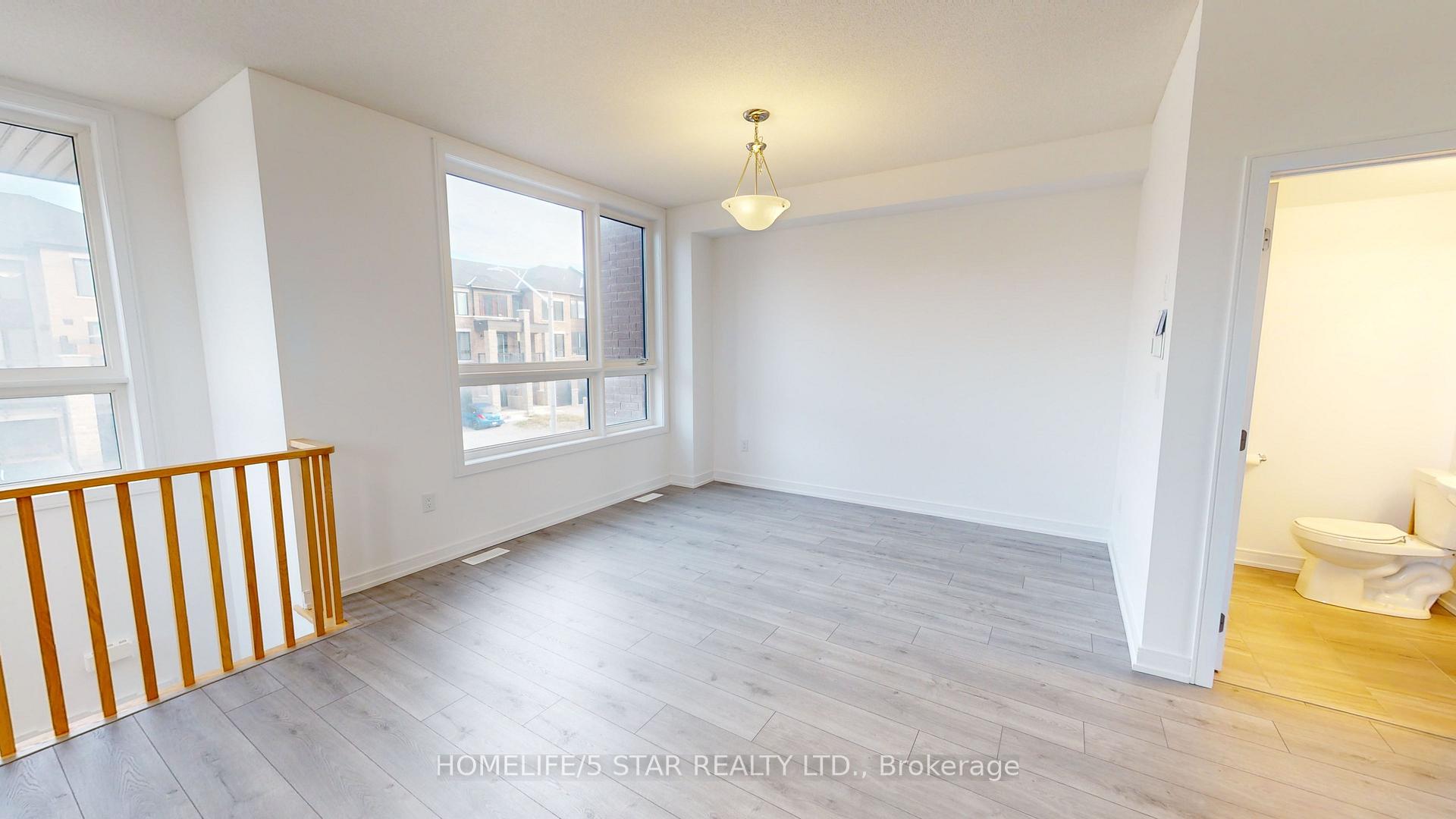 Photo 6 of 143 Blue Forest Crescent, Barrie, Innis-Shore — HOMEH