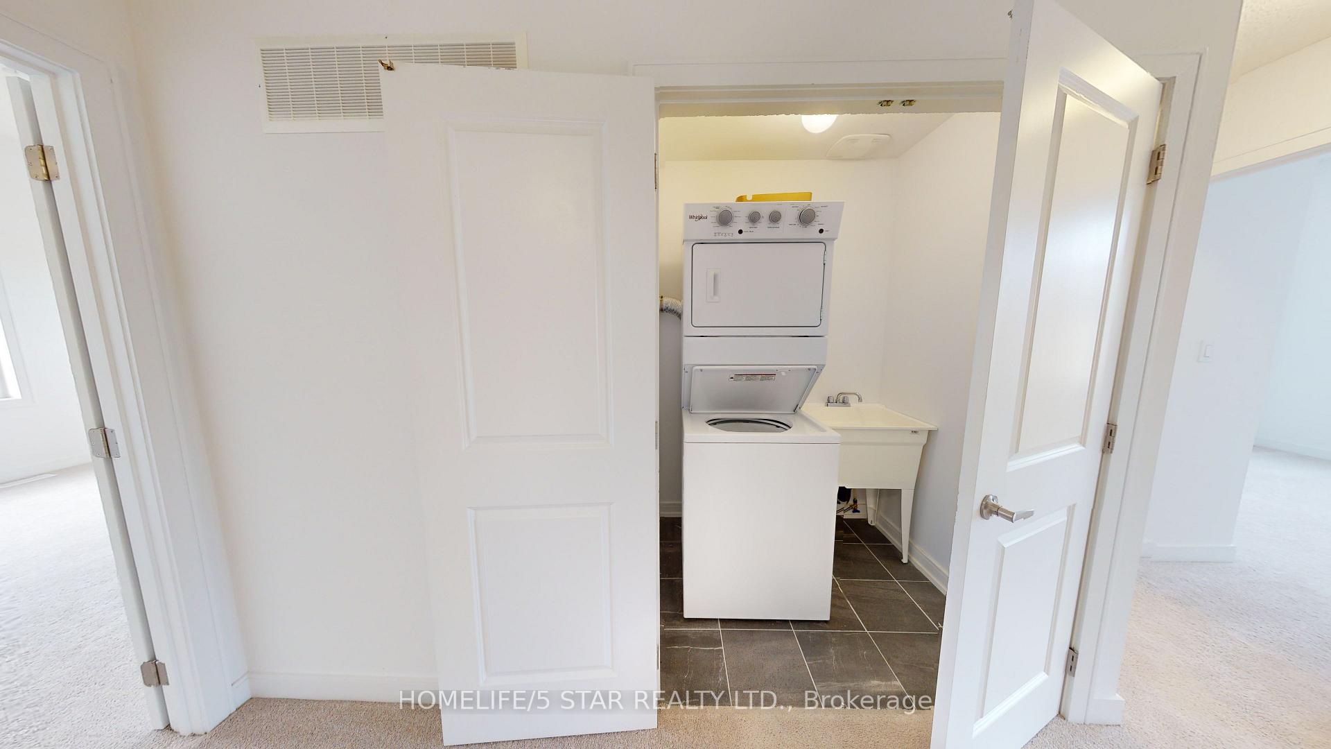 Photo 24 of 143 Blue Forest Crescent, Barrie, Innis-Shore — HOMEH