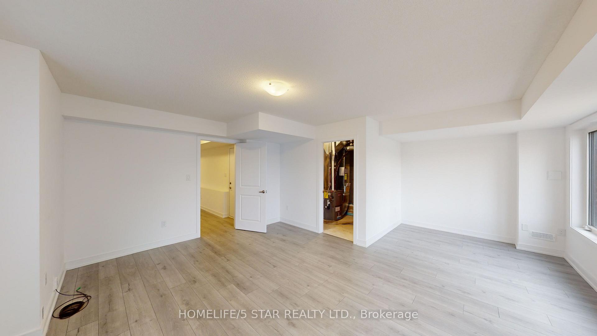 Photo 25 of 143 Blue Forest Crescent, Barrie, Innis-Shore — HOMEH