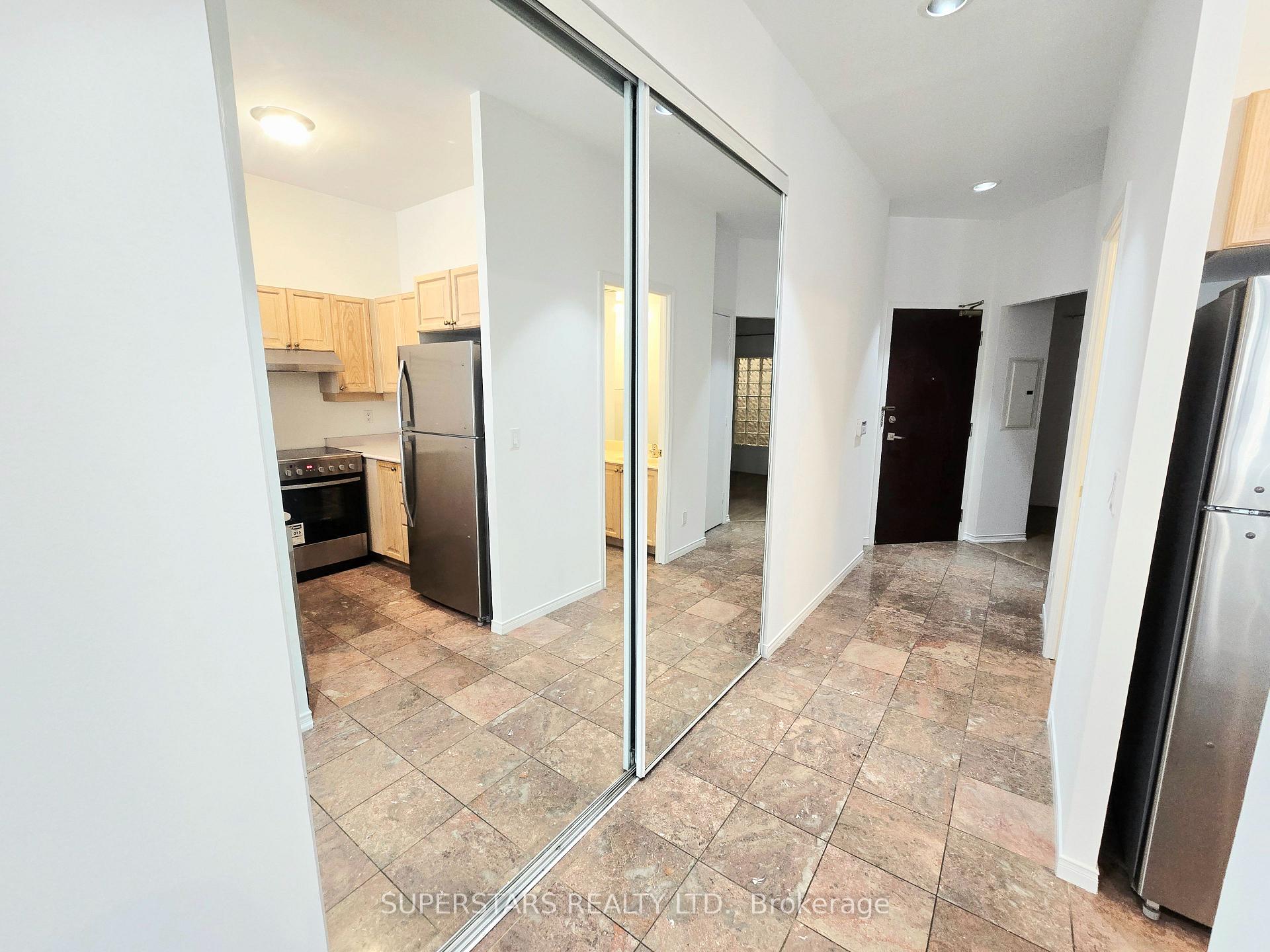 Photo 4 of Unit 1712, 7 King Street E, Toronto, Church-Yonge Corridor — HOMEH