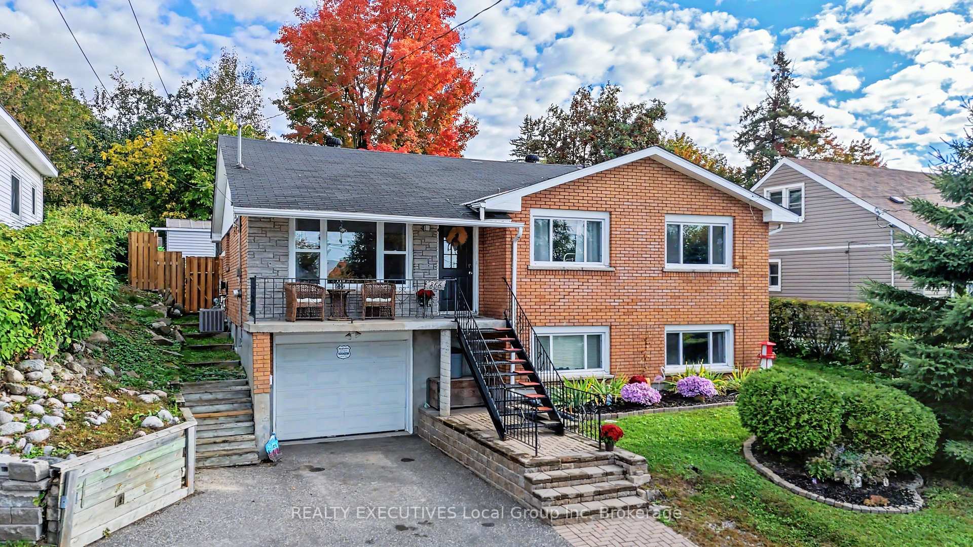 Photo of 856 Jane Street