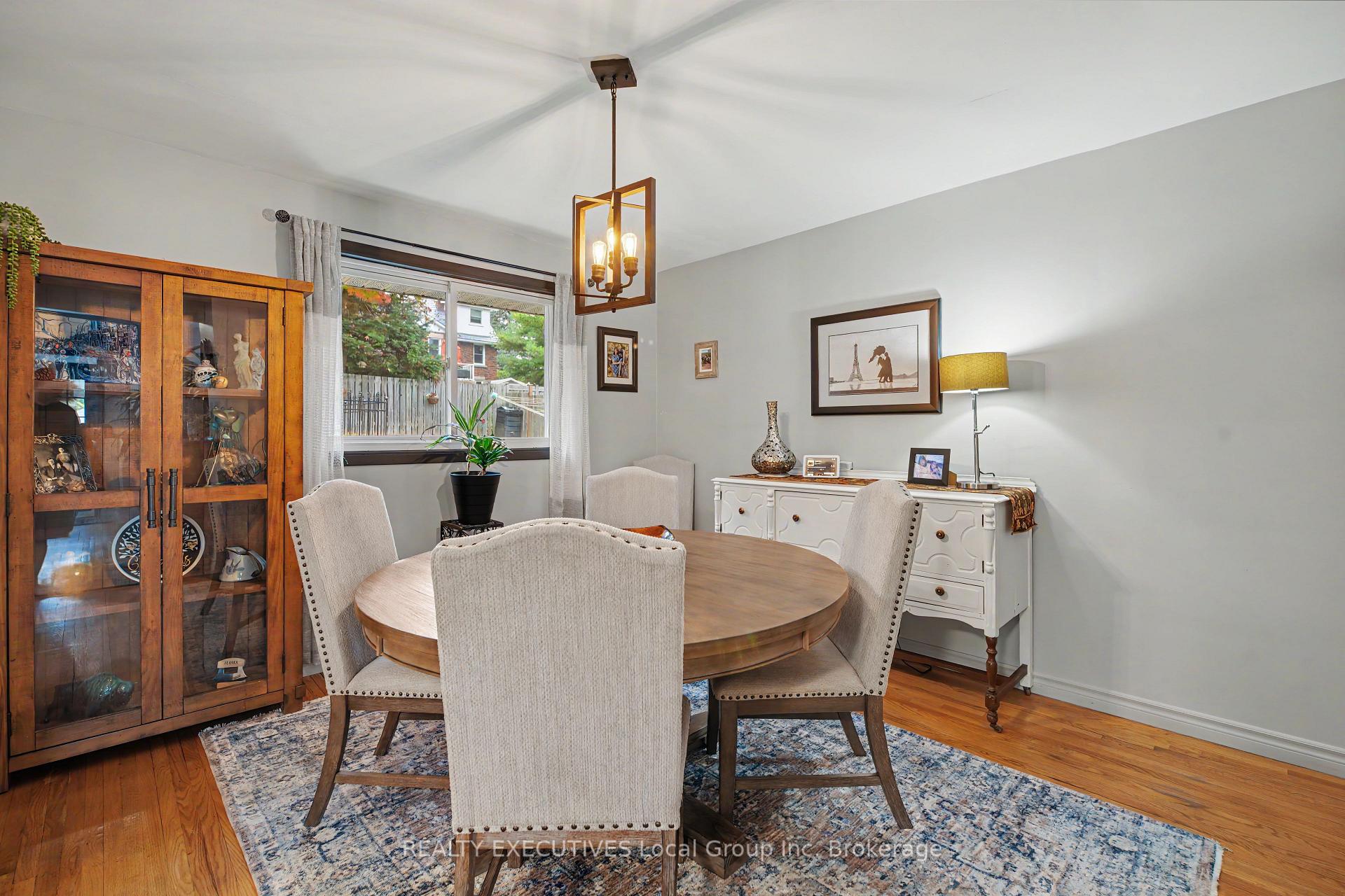 Photo 13 of 856 Jane Street, North Bay, West End — HOMEH