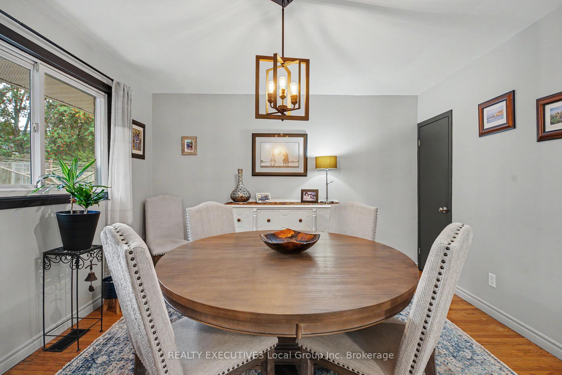 Photo 14 of 856 Jane Street, North Bay, West End — HOMEH