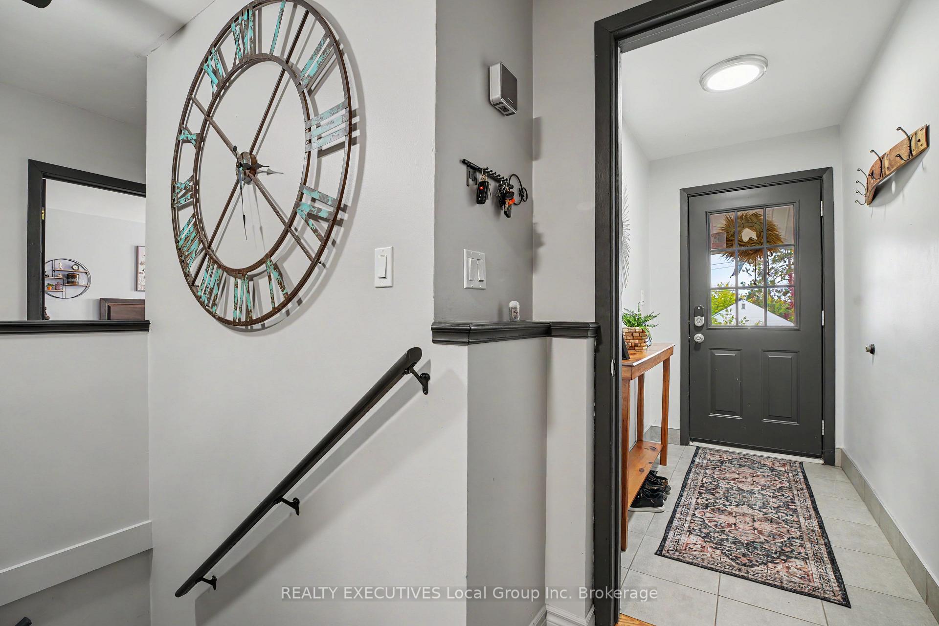 Photo 23 of 856 Jane Street, North Bay, West End — HOMEH