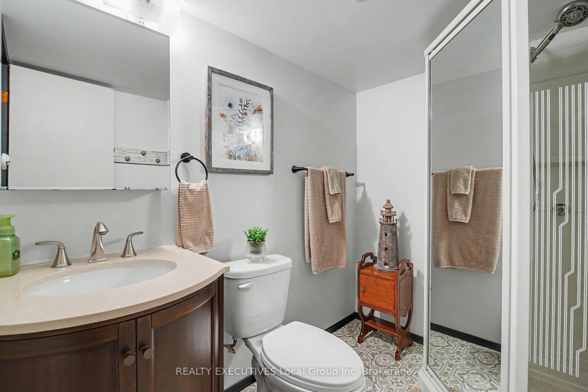 Photo 38 of 856 Jane Street, North Bay, West End — HOMEH