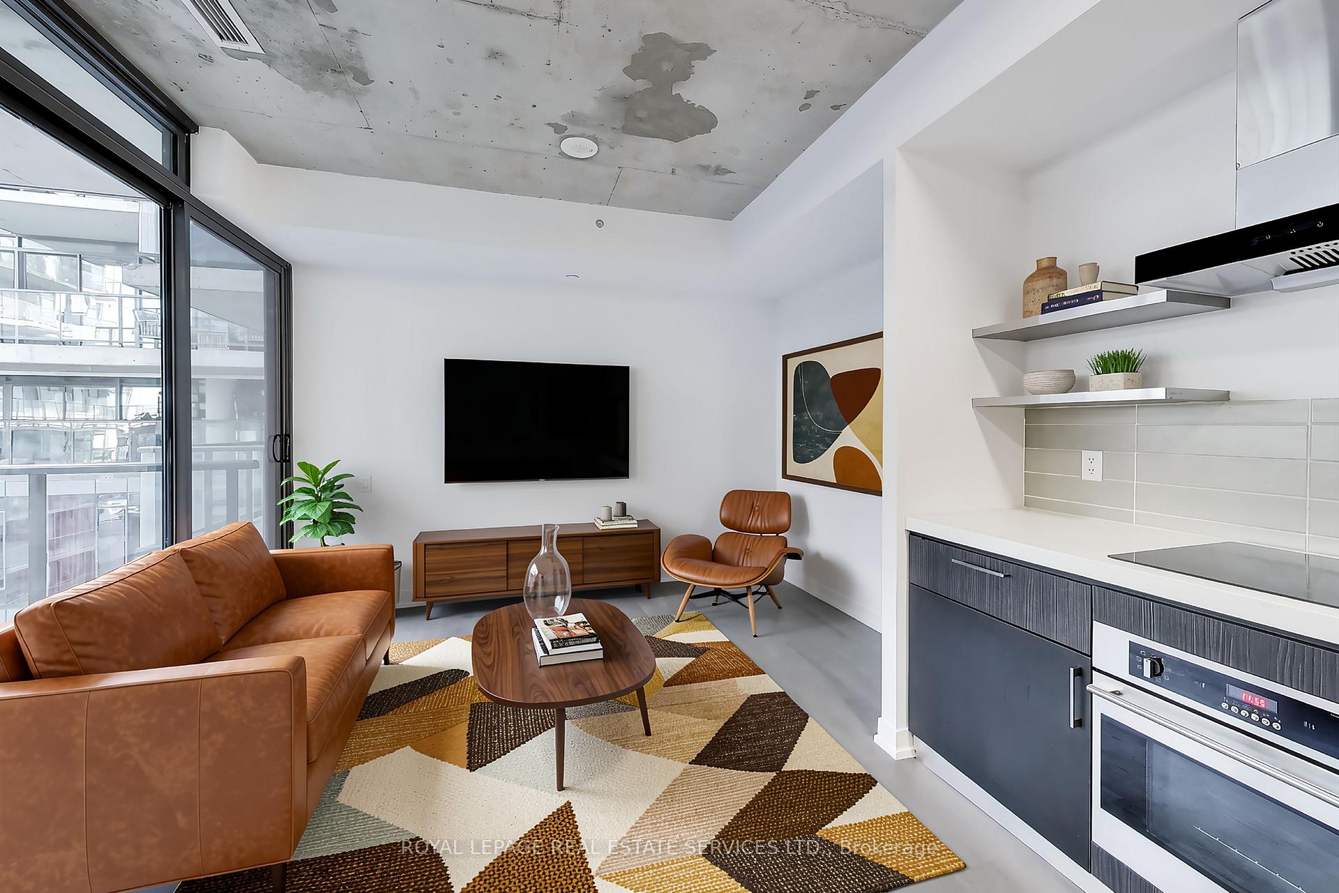 Photo 3 of Unit 626, 560 King Street W, Toronto, Waterfront Communities — HOMEH