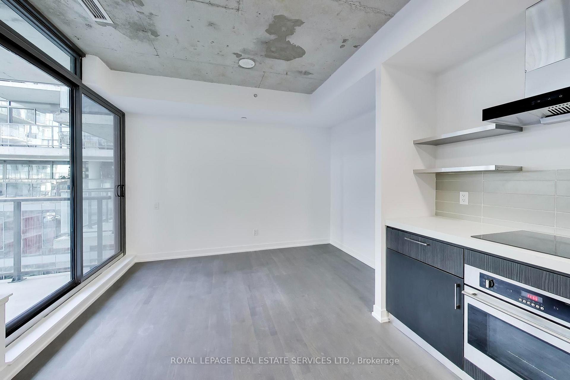 Photo 4 of Unit 626, 560 King Street W, Toronto, Waterfront Communities — HOMEH