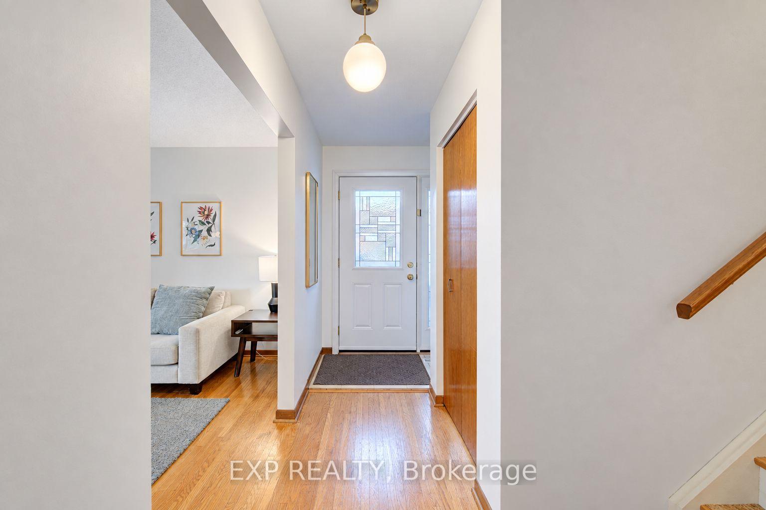 Photo 3 of 115 Chopin Drive, Kitchener, Victoria Hills — HOMEH