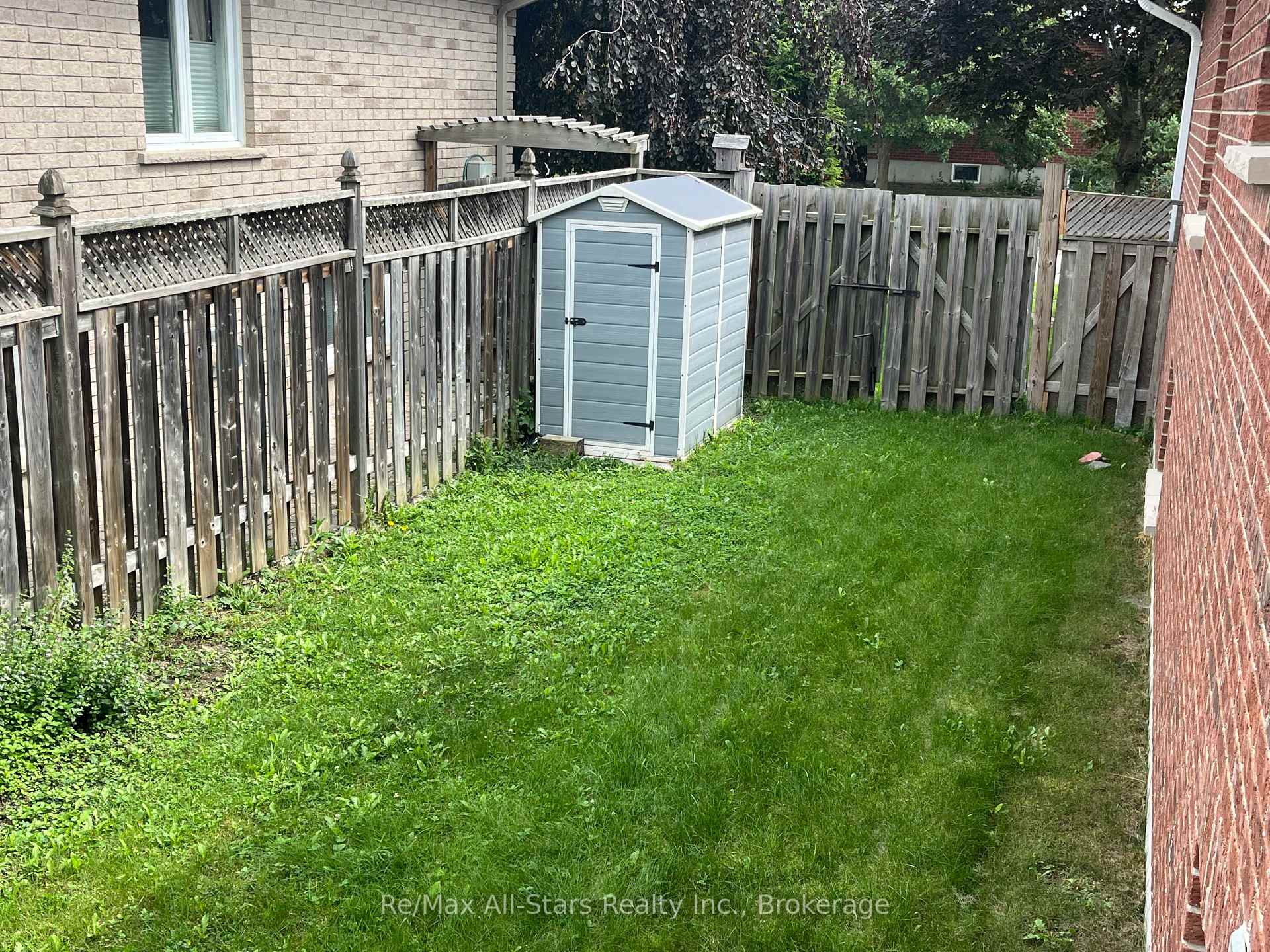 Photo 38 of 20 Eakins Crescent, Kawartha Lakes, Lindsay — HOMEH