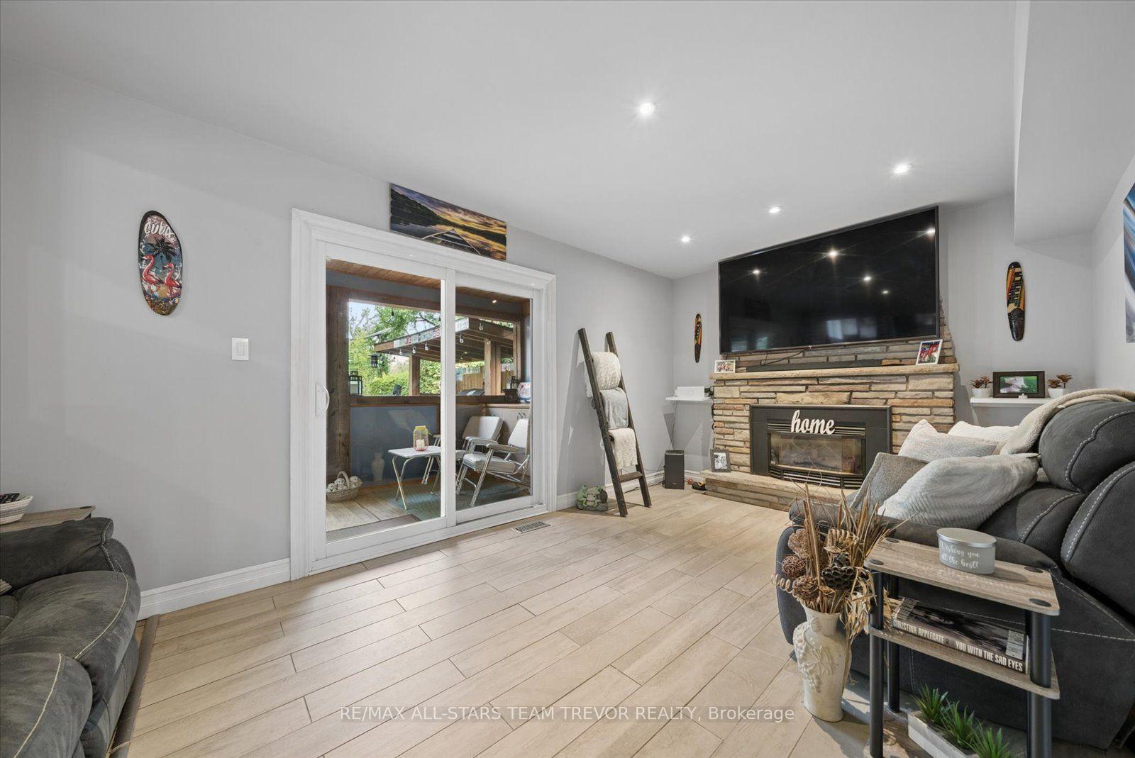 Photo 14 of 35 Pete's Lane, Georgina, Pefferlaw — HOMEH
