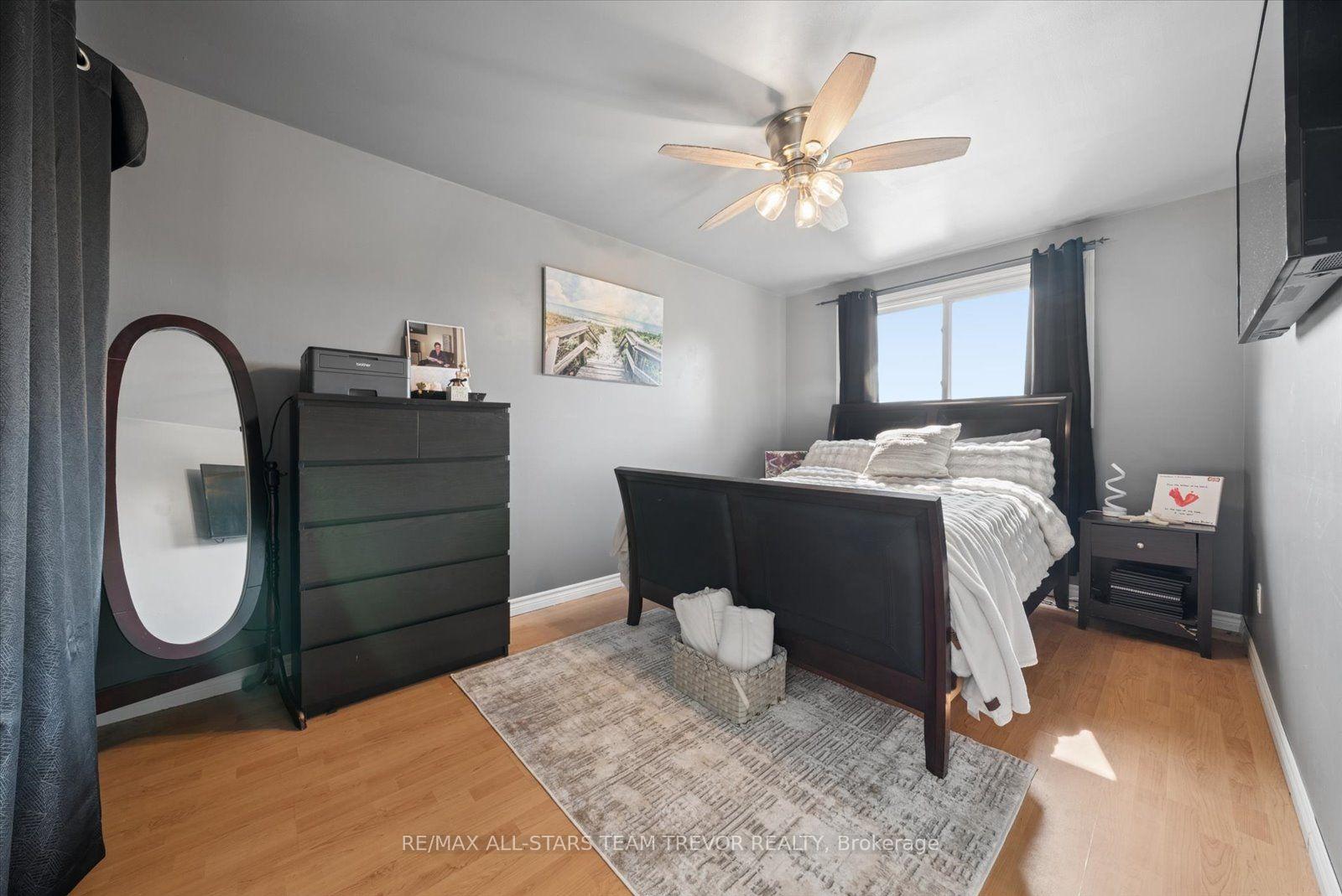 Photo 20 of 35 Pete's Lane, Georgina, Pefferlaw — HOMEH