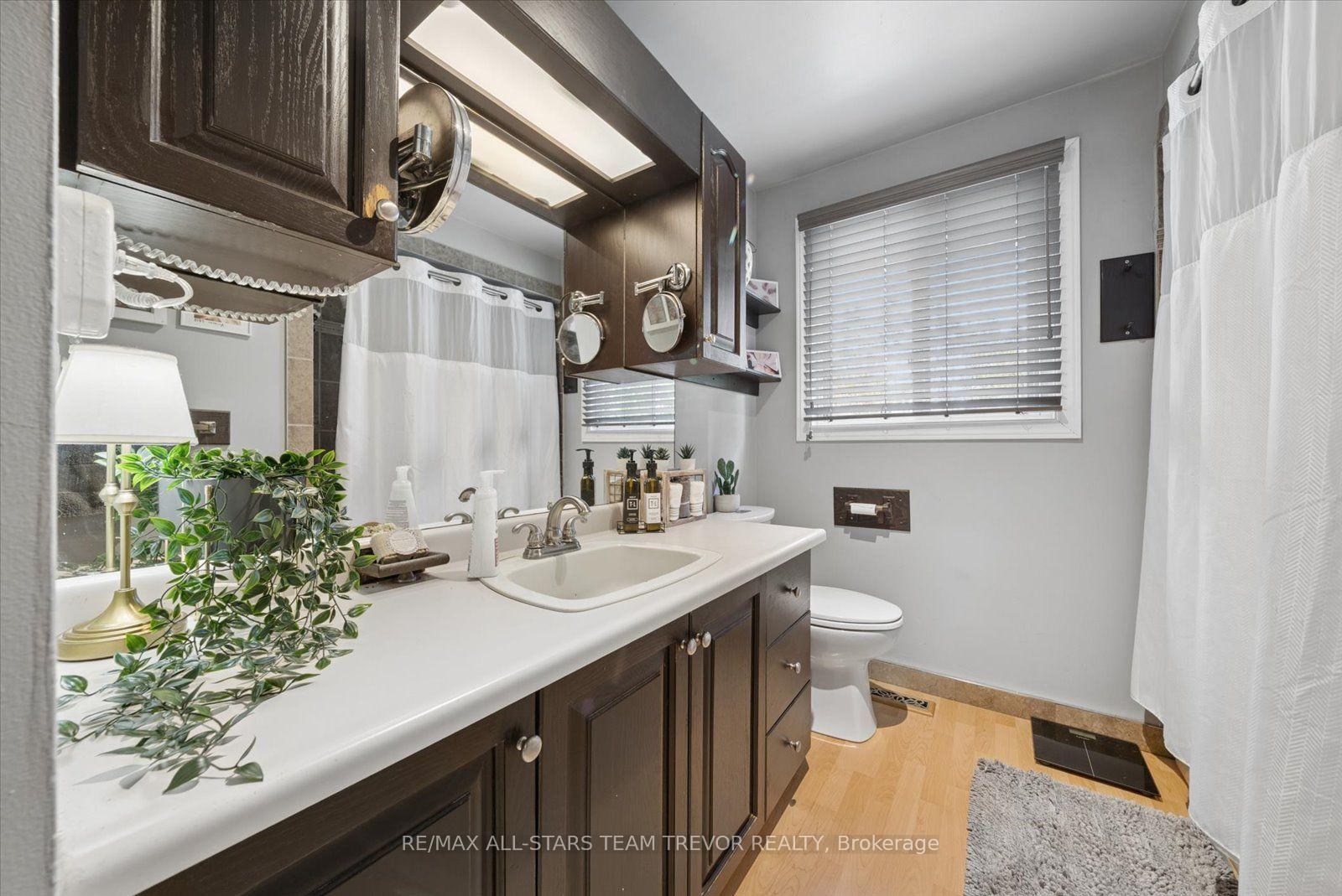 Photo 22 of 35 Pete's Lane, Georgina, Pefferlaw — HOMEH