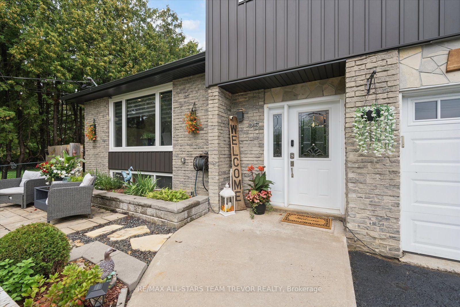 Photo 30 of 35 Pete's Lane, Georgina, Pefferlaw — HOMEH