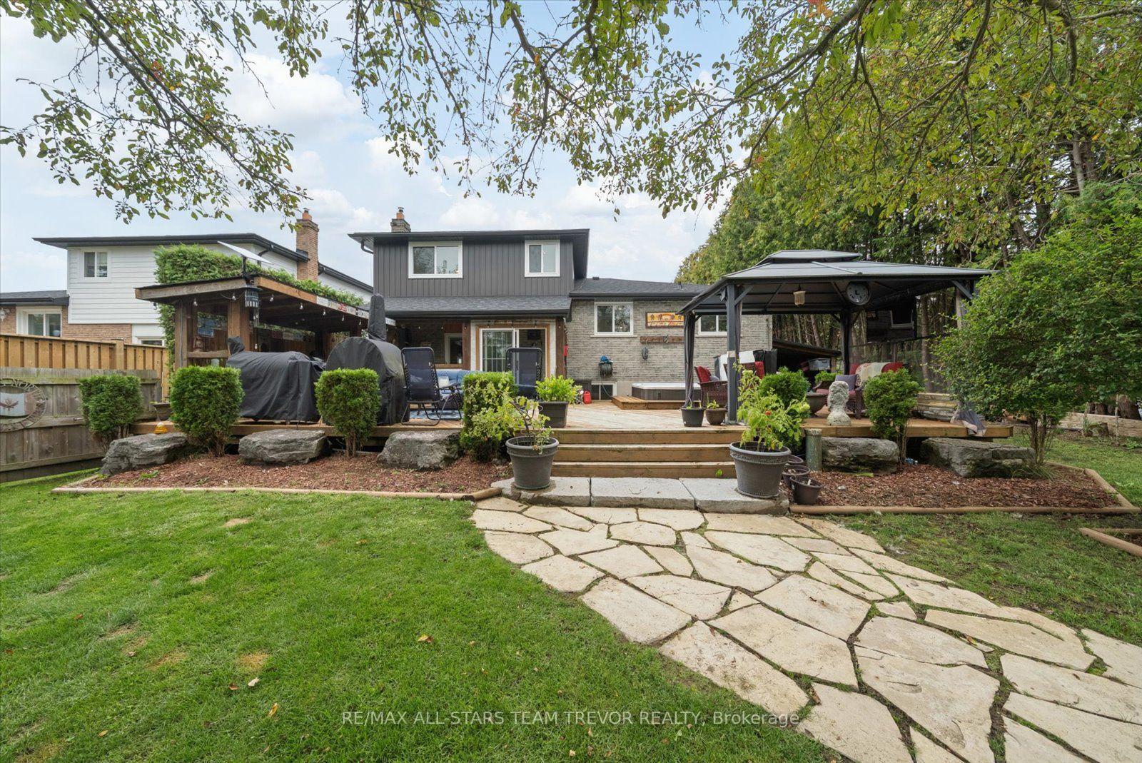 Photo 38 of 35 Pete's Lane, Georgina, Pefferlaw — HOMEH