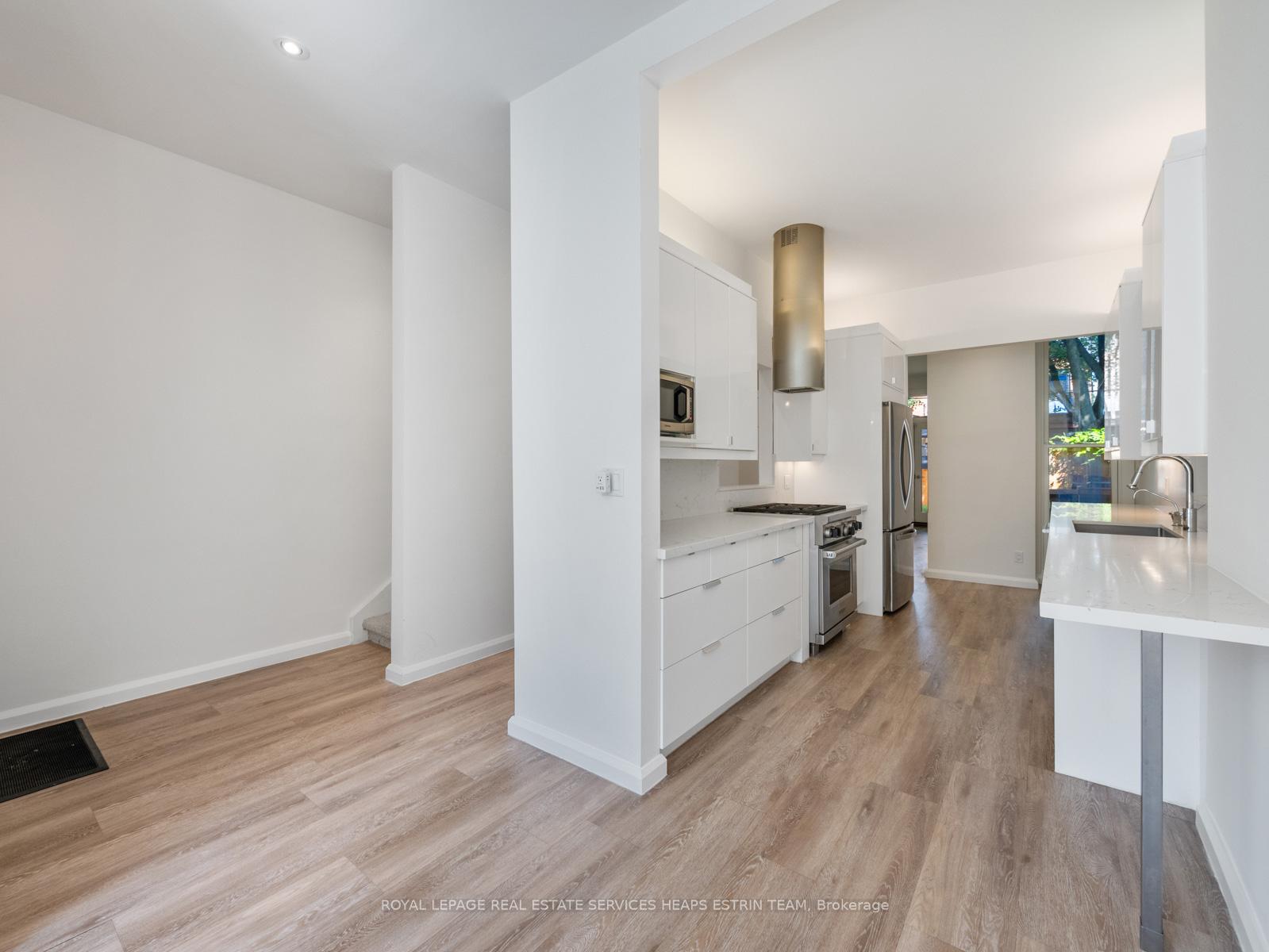 Photo 4 of 60 Boswell Avenue, Toronto, The Annex — HOMEH