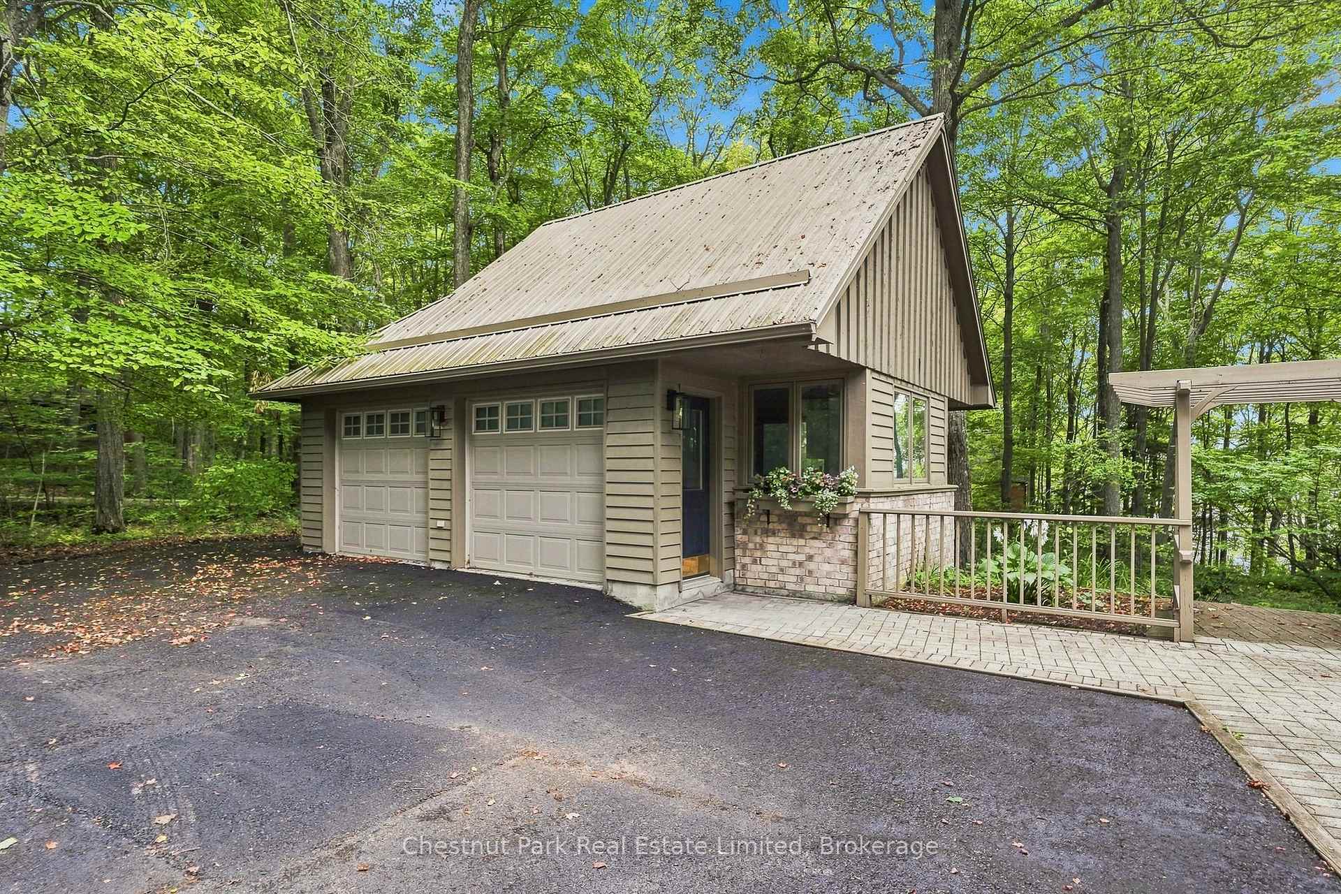 Photo 3 of 26 Benham Place Road, Prince Edward County, Hallowell Ward — HOMEH