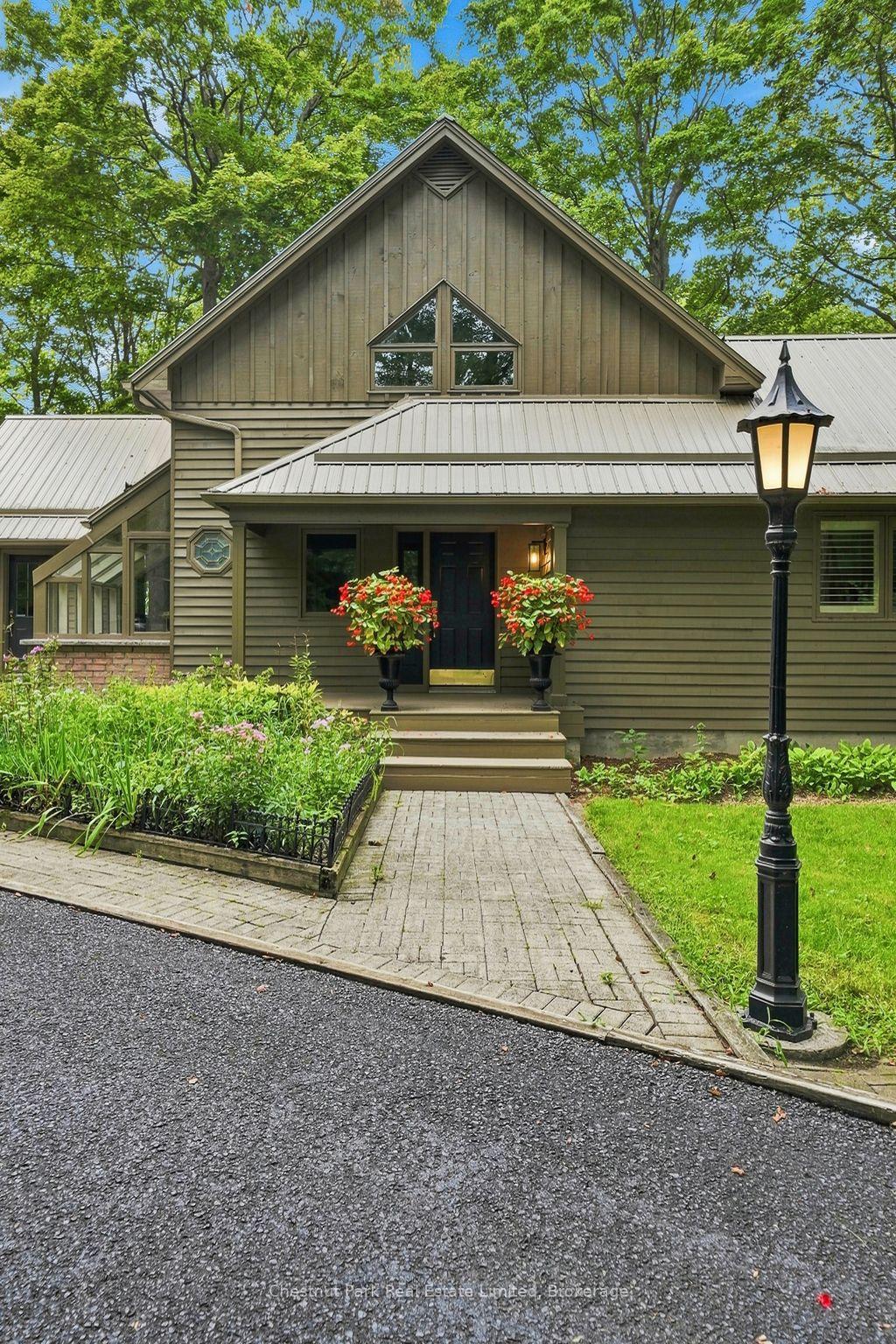 Photo 6 of 26 Benham Place Road, Prince Edward County, Hallowell Ward — HOMEH