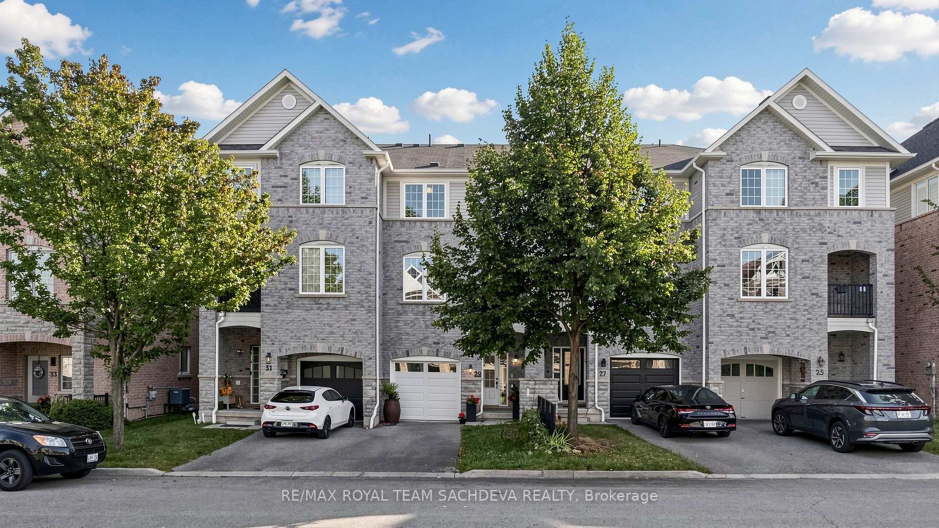 Photo 4 of 29 Silvester Street, Ajax, Central East — HOMEH