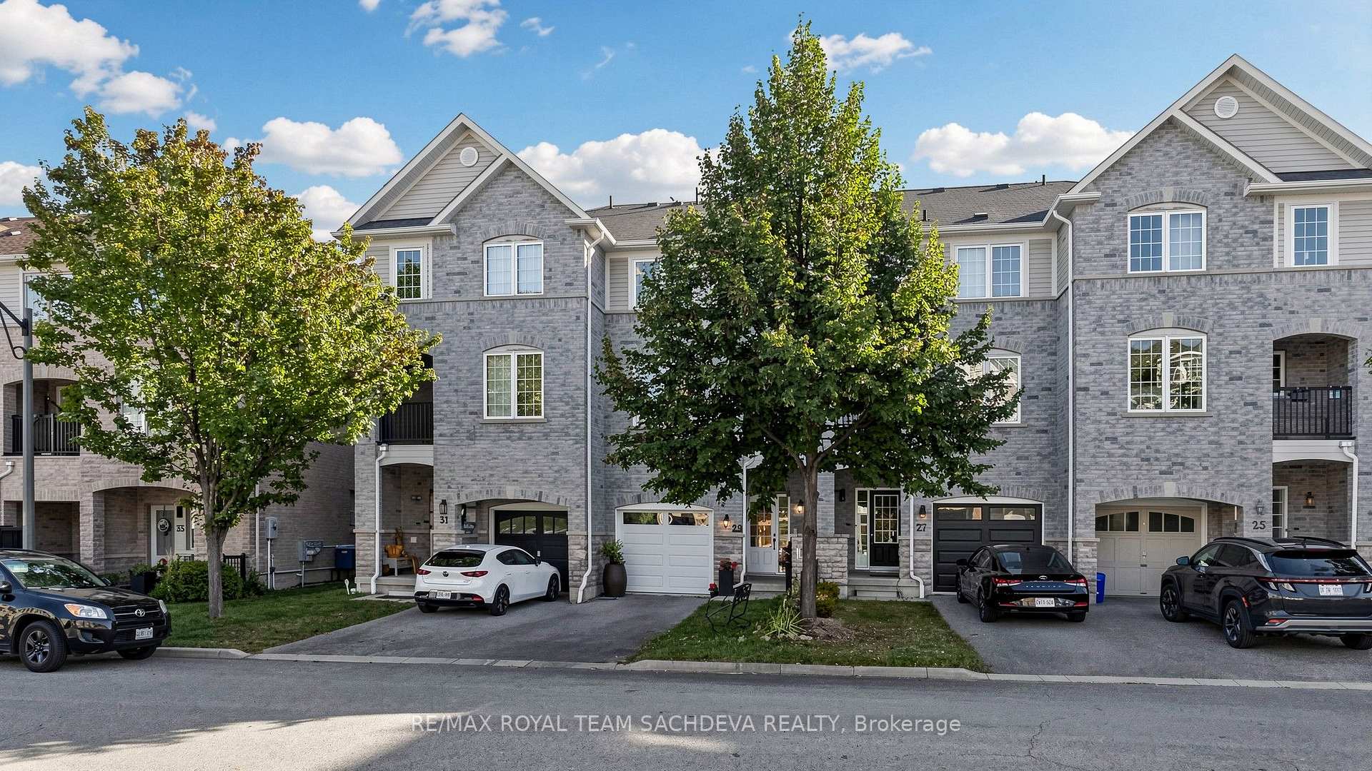Photo 5 of 29 Silvester Street, Ajax, Central East — HOMEH