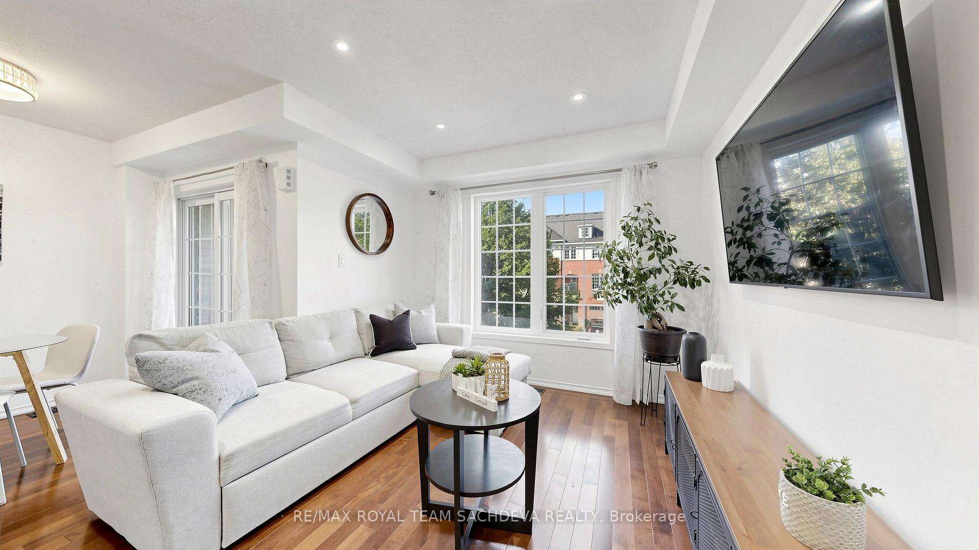 Photo 9 of 29 Silvester Street, Ajax, Central East — HOMEH