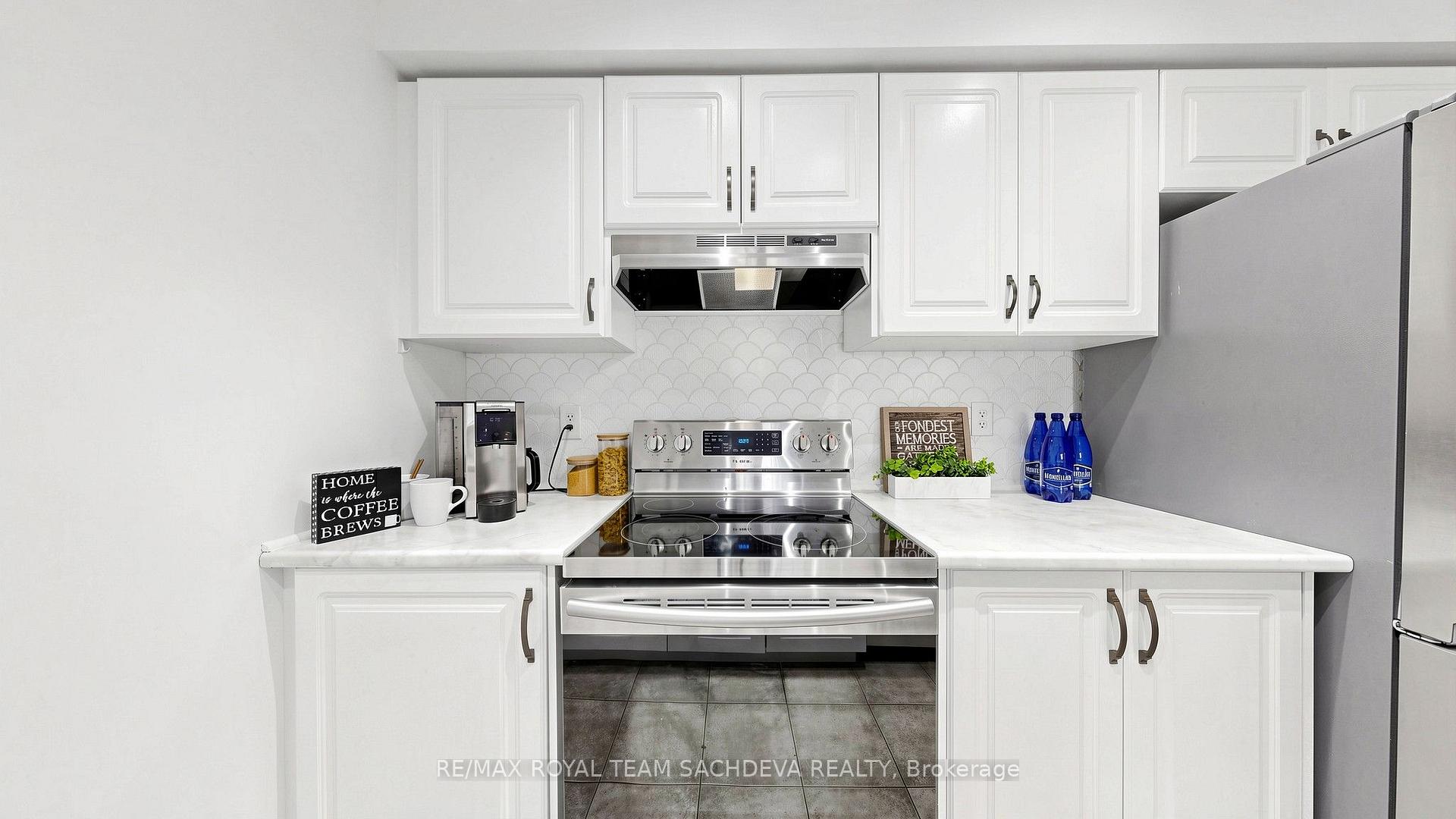 Photo 17 of 29 Silvester Street, Ajax, Central East — HOMEH