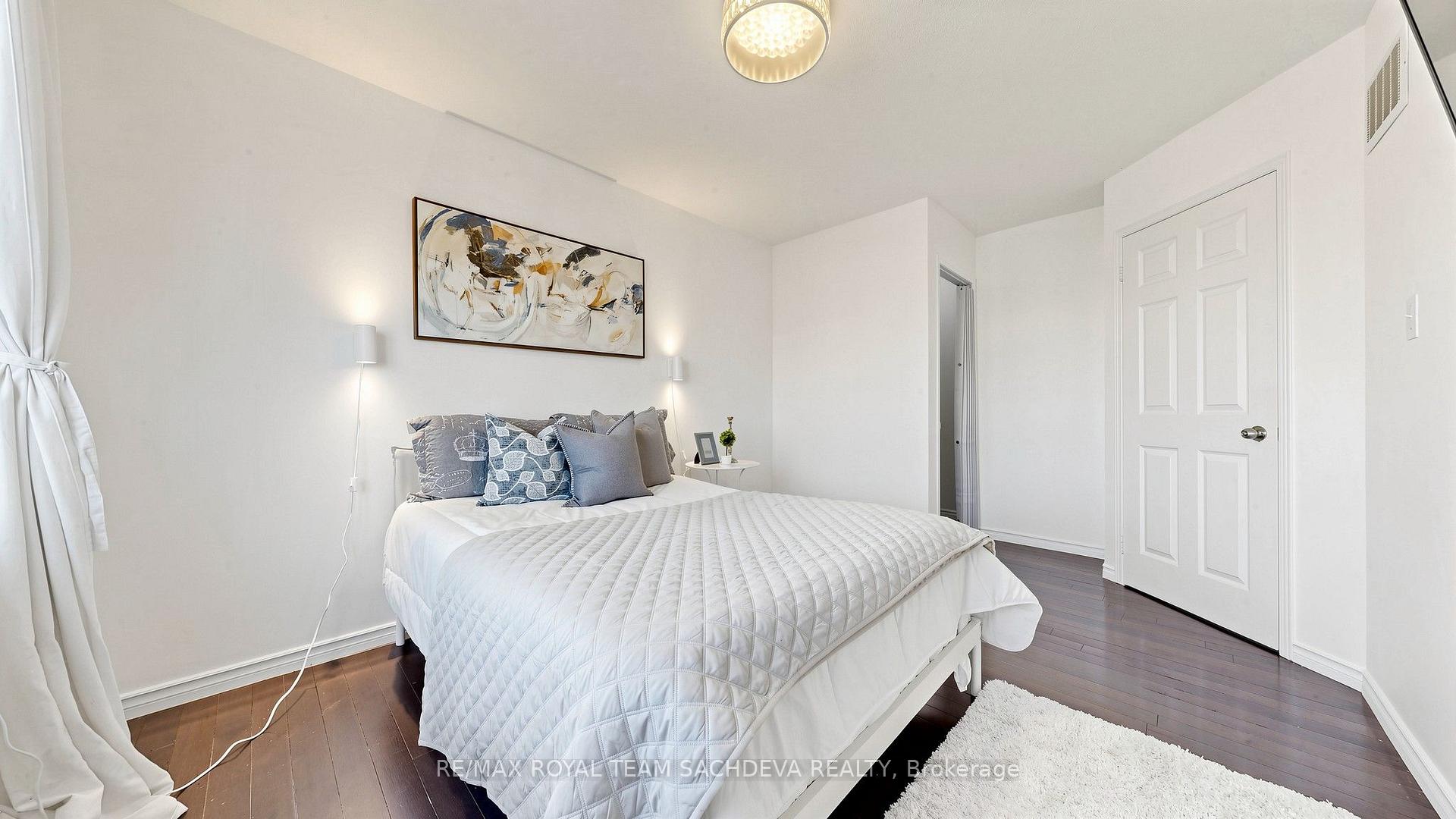 Photo 26 of 29 Silvester Street, Ajax, Central East — HOMEH