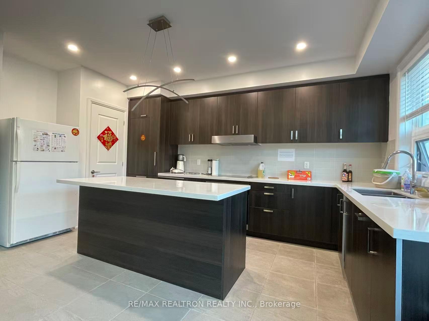 Photo 7 of Unit Main, 4016 Highway 7 Street E, Markham, Unionville — HOMEH