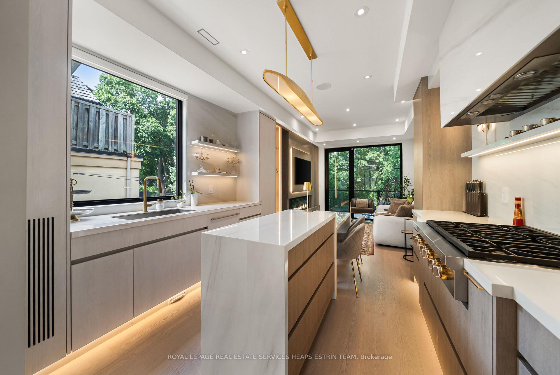 Photo 7 of 16B Kenrae Road, Toronto, Leaside — HOMEH
