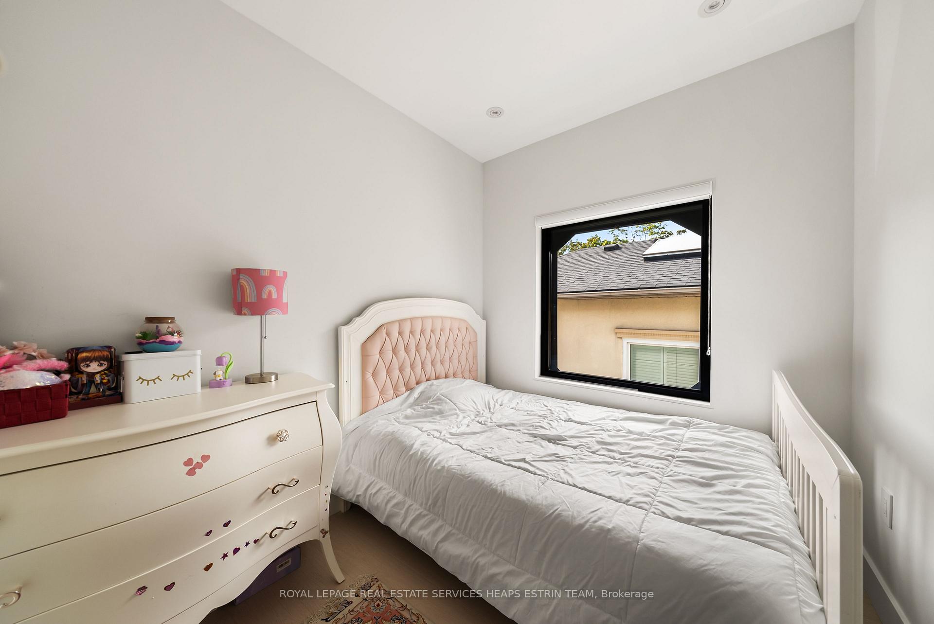 Photo 21 of 16B Kenrae Road, Toronto, Leaside — HOMEH
