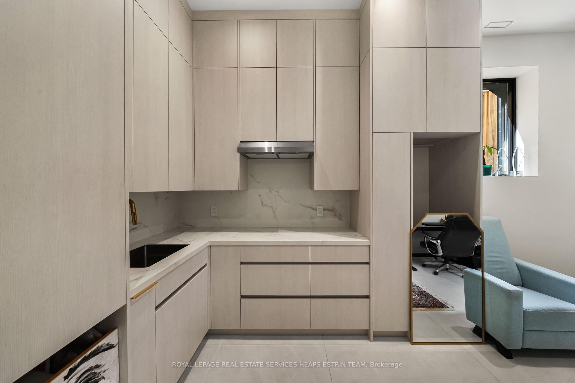 Photo 23 of 16B Kenrae Road, Toronto, Leaside — HOMEH