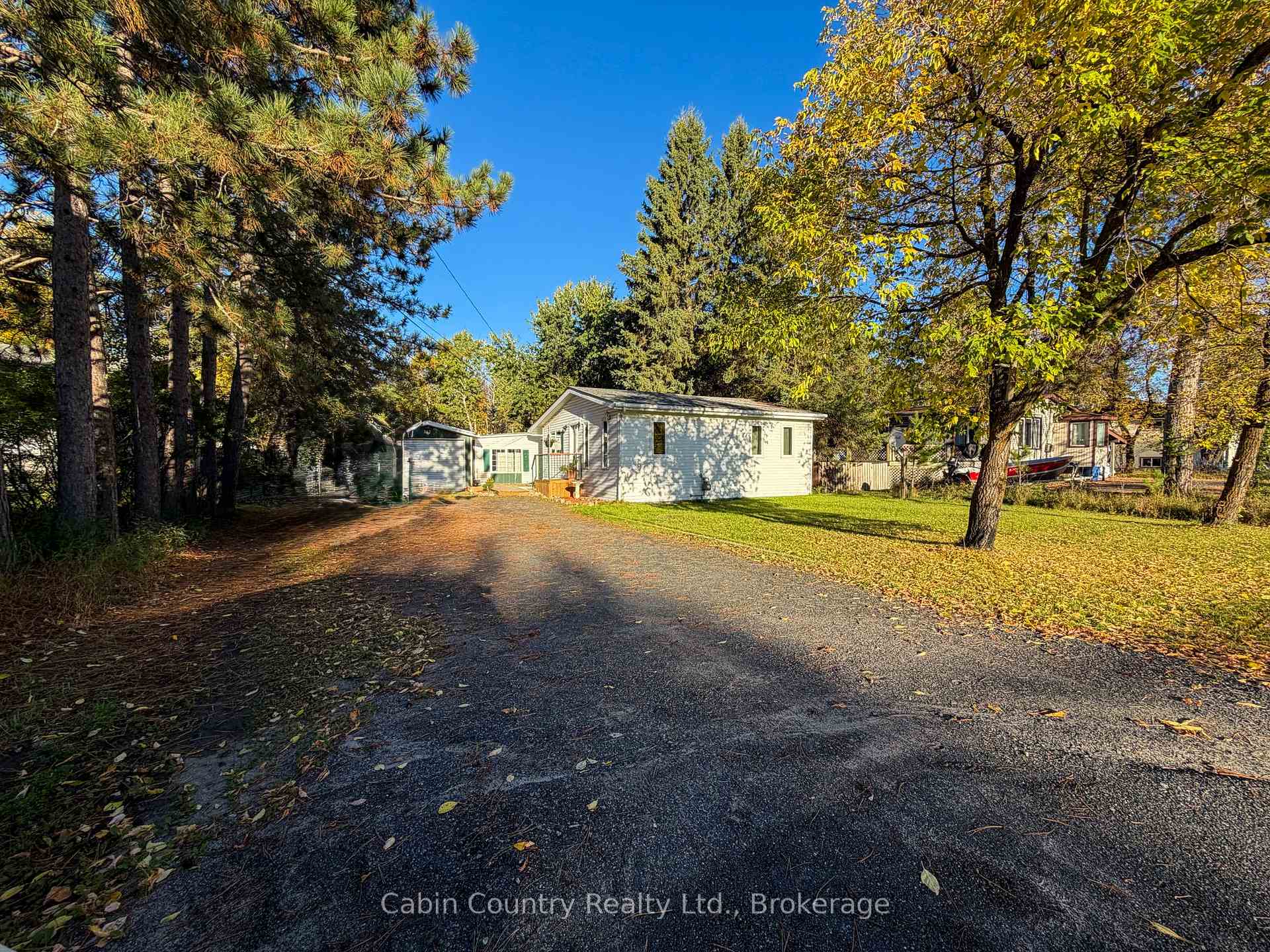 Photo 1 of 352 Airport Road W, Kenora, Donkirk Heights — HOMEH