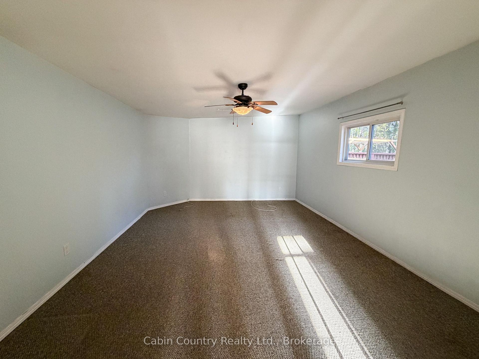 Photo 11 of 352 Airport Road W, Kenora, Donkirk Heights — HOMEH