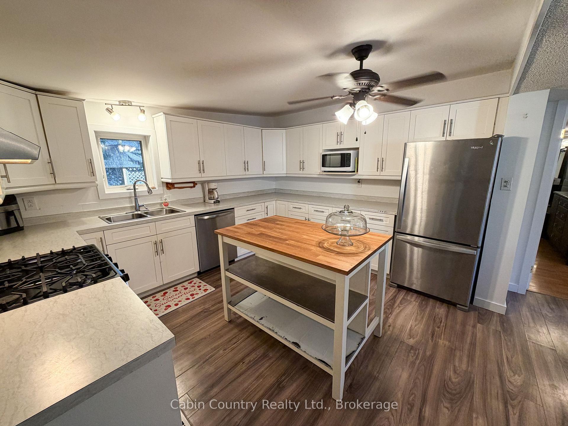 Photo 20 of 352 Airport Road W, Kenora, Donkirk Heights — HOMEH