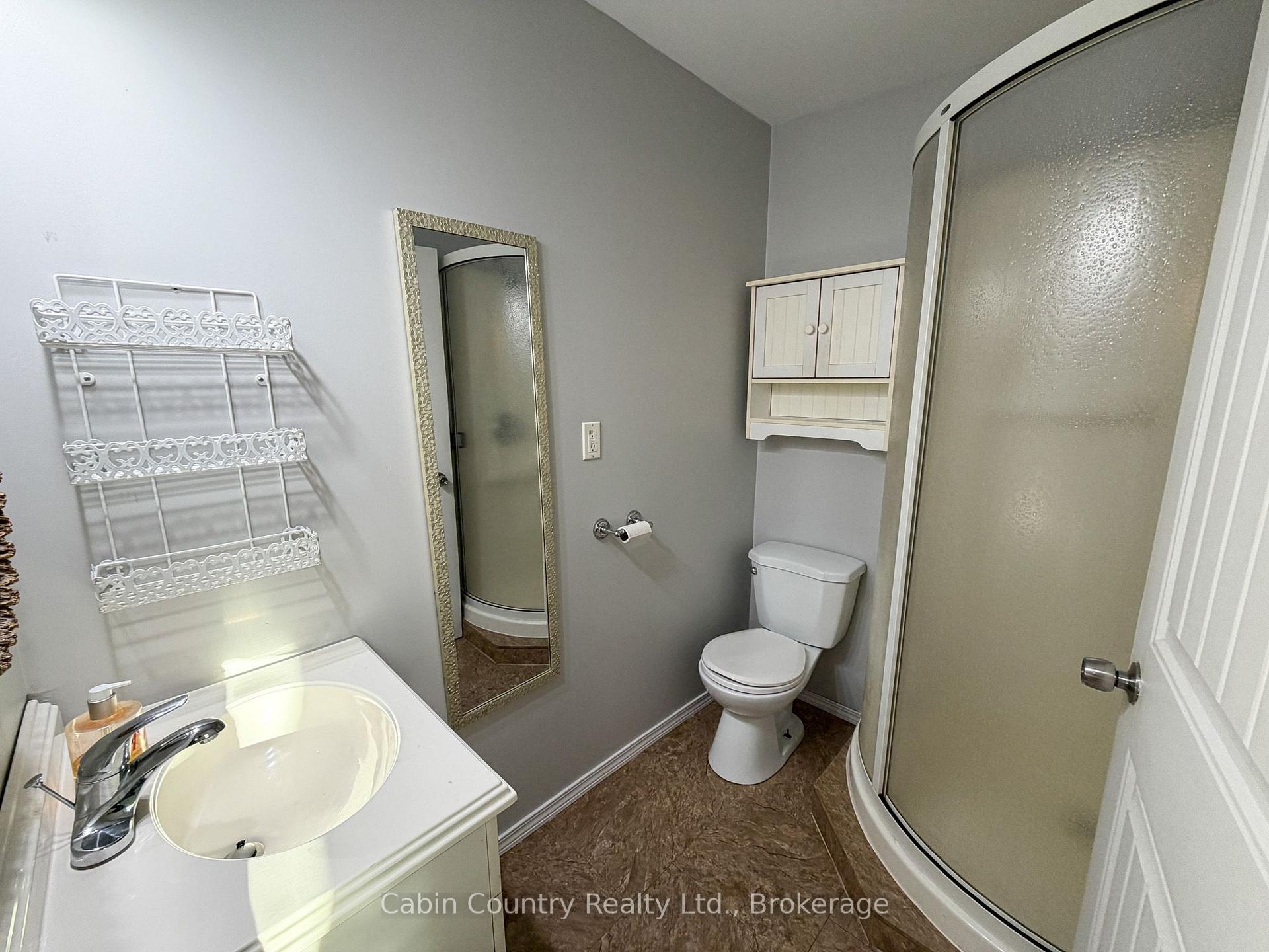 Photo 24 of 352 Airport Road W, Kenora, Donkirk Heights — HOMEH