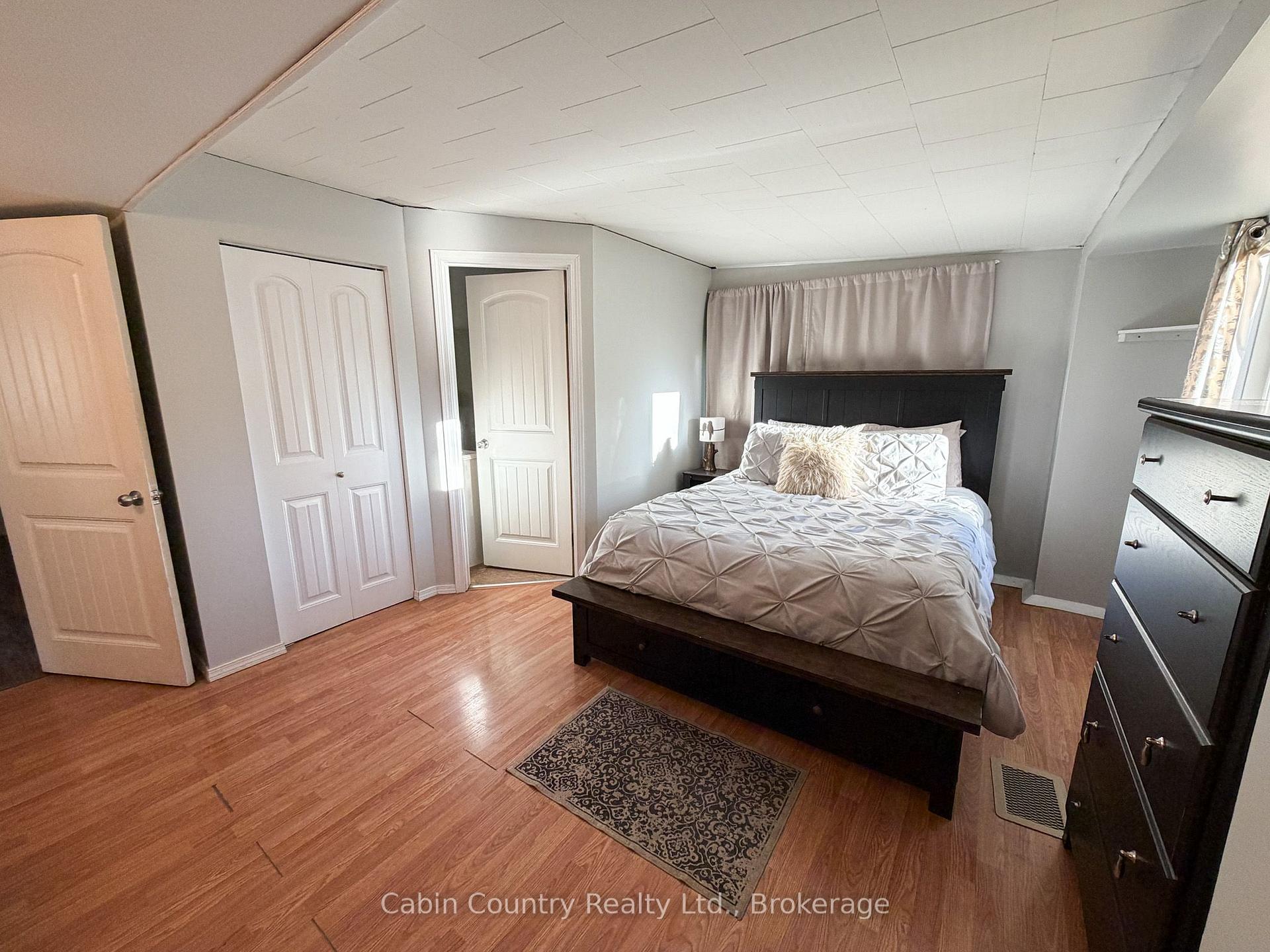Photo 25 of 352 Airport Road W, Kenora, Donkirk Heights — HOMEH
