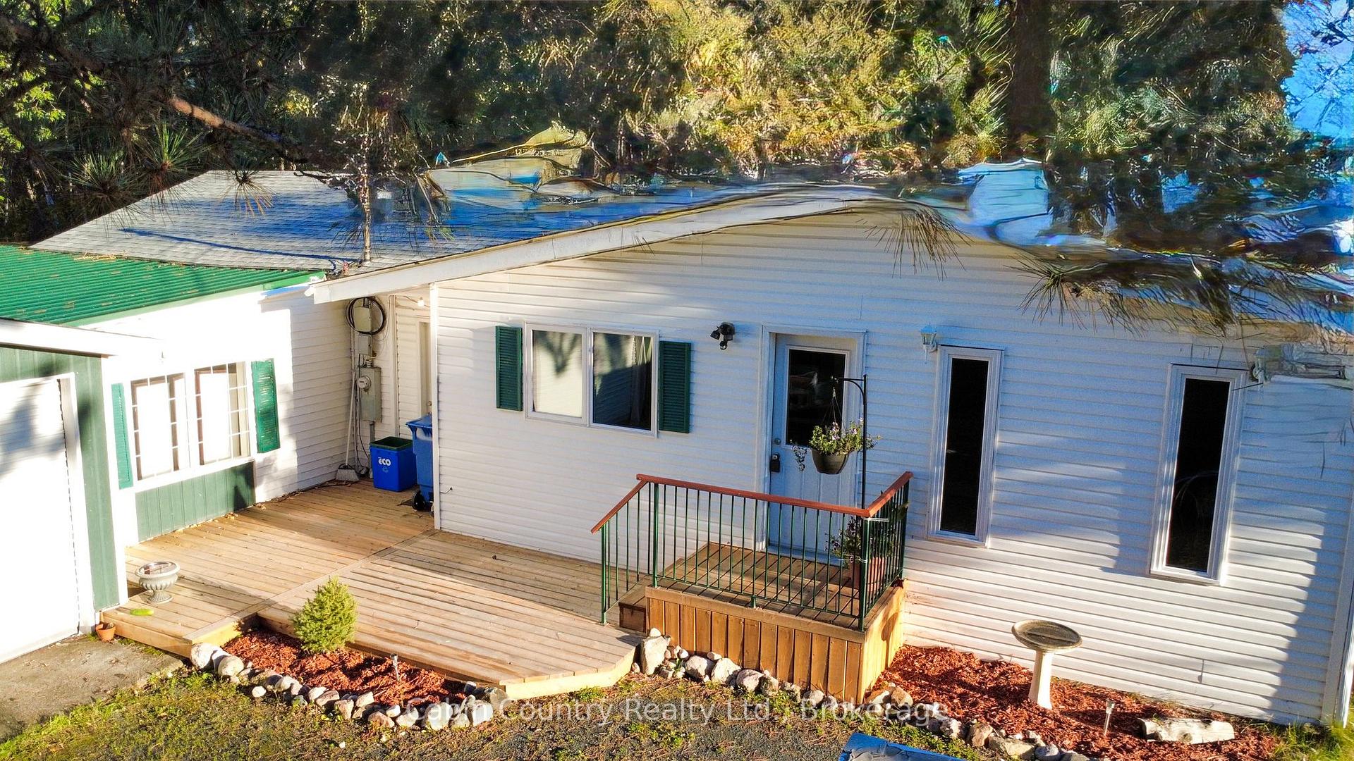 Photo 27 of 352 Airport Road W, Kenora, Donkirk Heights — HOMEH