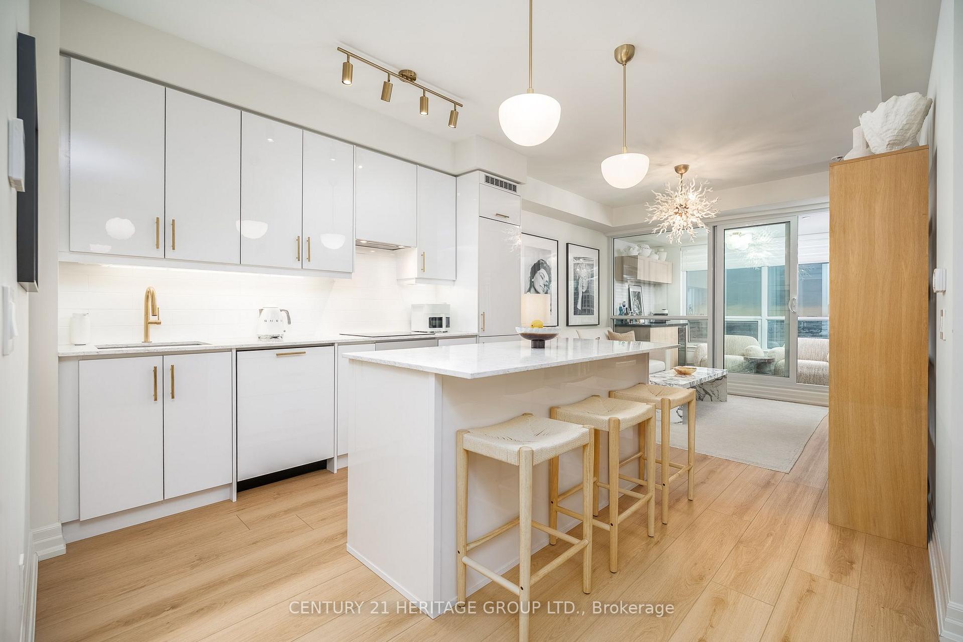 Photo 5 of Unit 1807, 9075 Jane Street, Vaughan, Concord — HOMEH