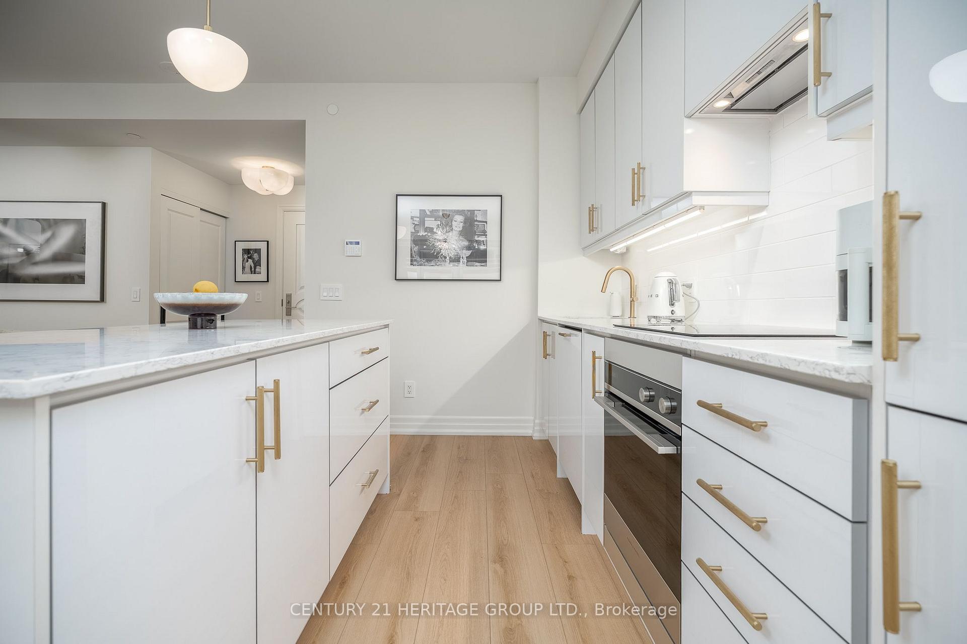 Photo 16 of Unit 1807, 9075 Jane Street, Vaughan, Concord — HOMEH