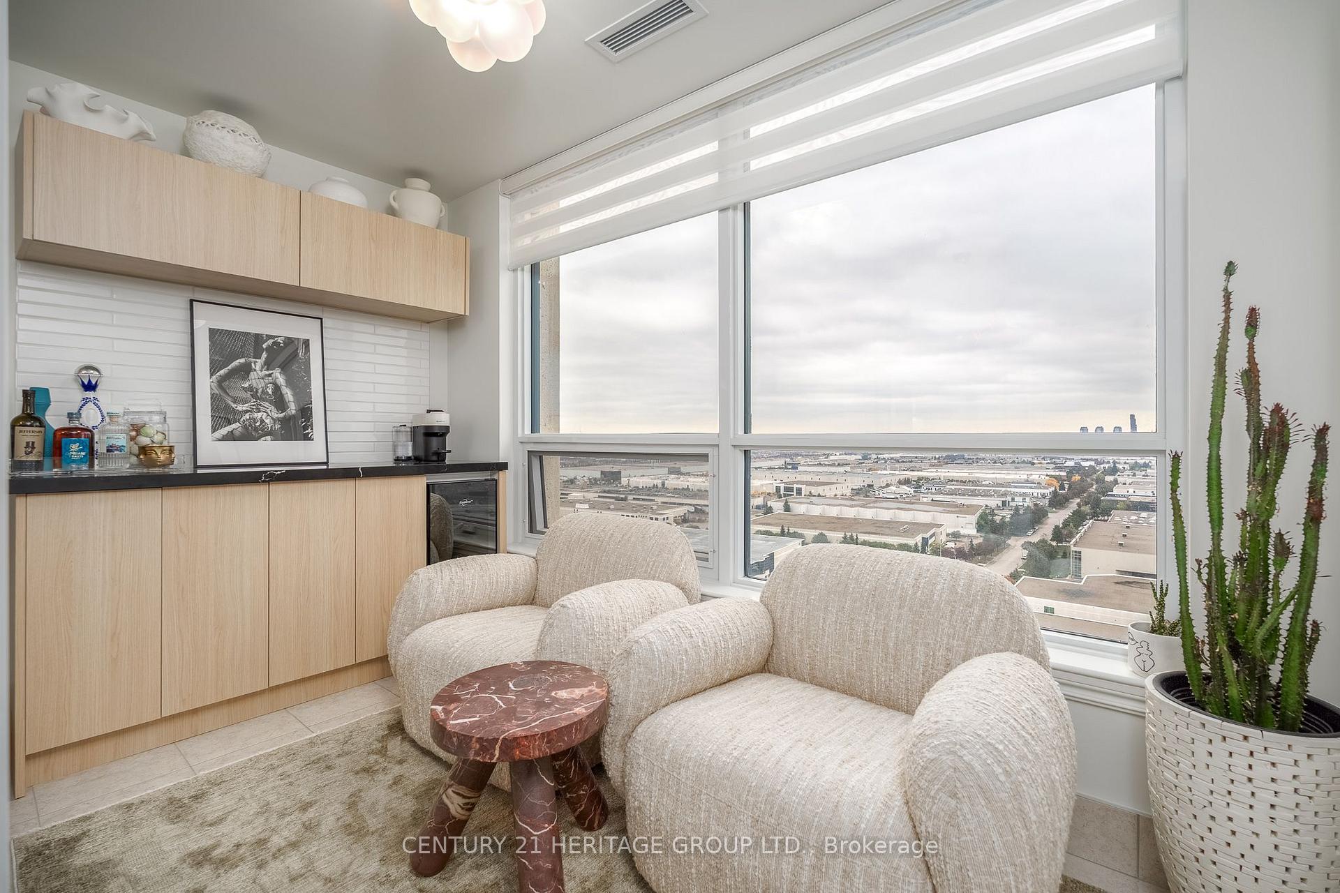 Photo 29 of Unit 1807, 9075 Jane Street, Vaughan, Concord — HOMEH