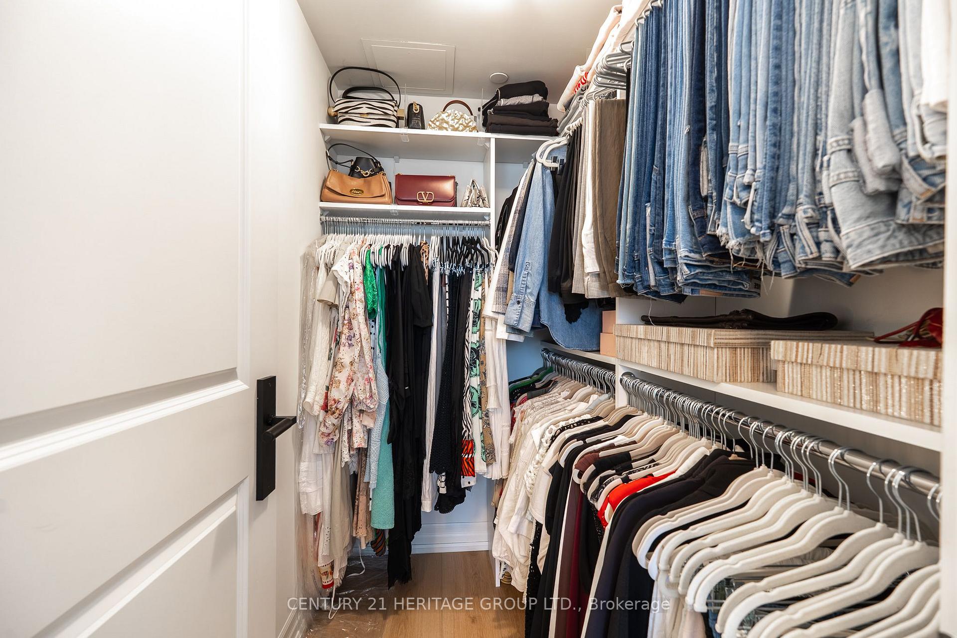 Photo 41 of Unit 1807, 9075 Jane Street, Vaughan, Concord — HOMEH