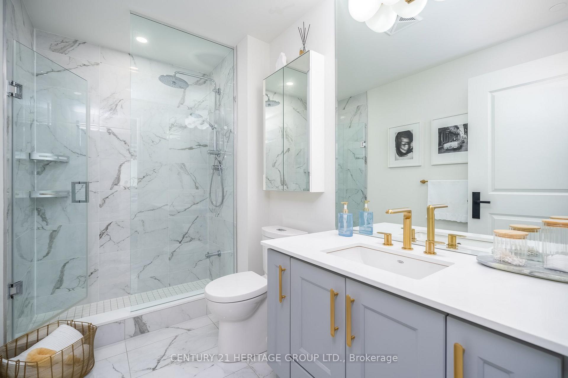 Photo 42 of Unit 1807, 9075 Jane Street, Vaughan, Concord — HOMEH