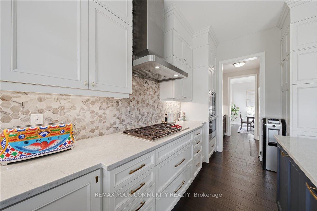 Photo 16 of 116 Crane Street, Aurora, Rural Aurora — HOMEH