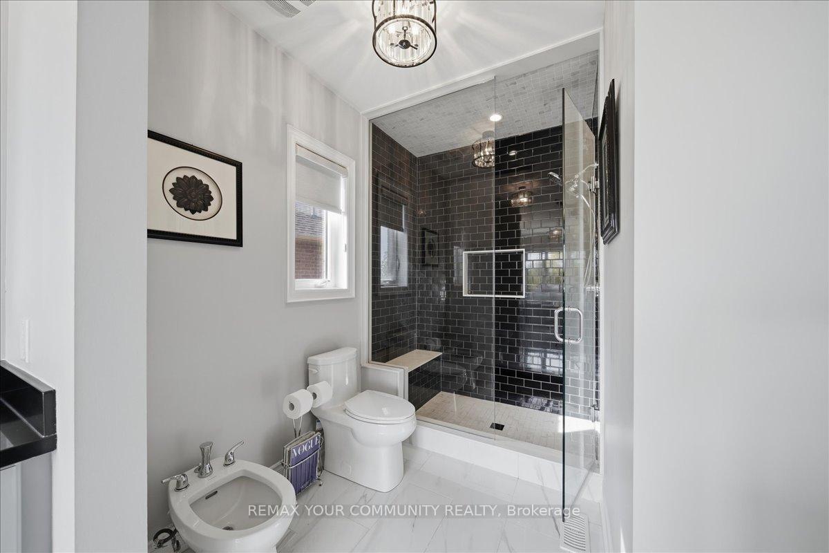 Photo 27 of 116 Crane Street, Aurora, Rural Aurora — HOMEH