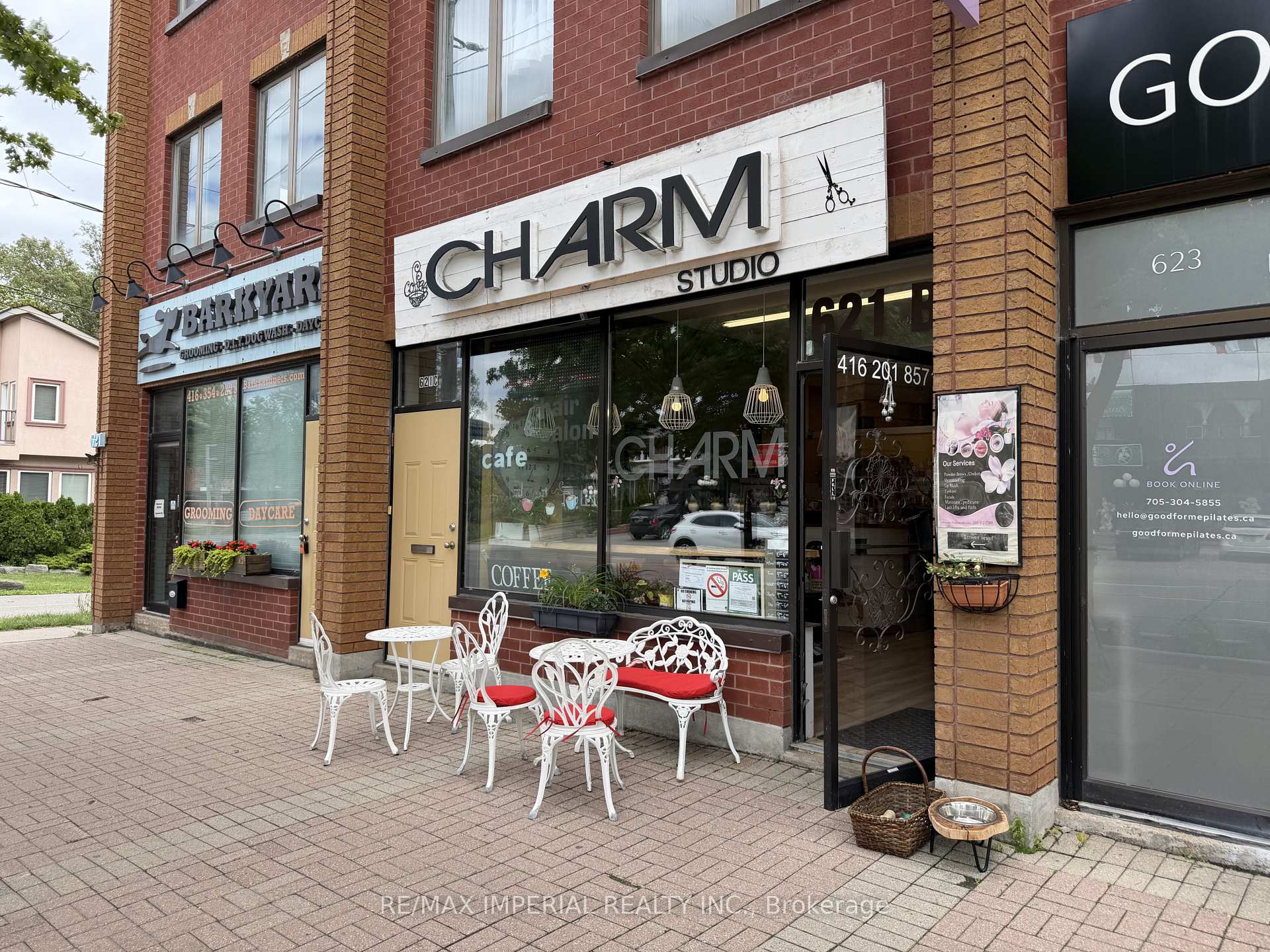 Photo 3 of 621B&C The Queensway, Etobicoke, Stonegate-Queensway — HOMEH