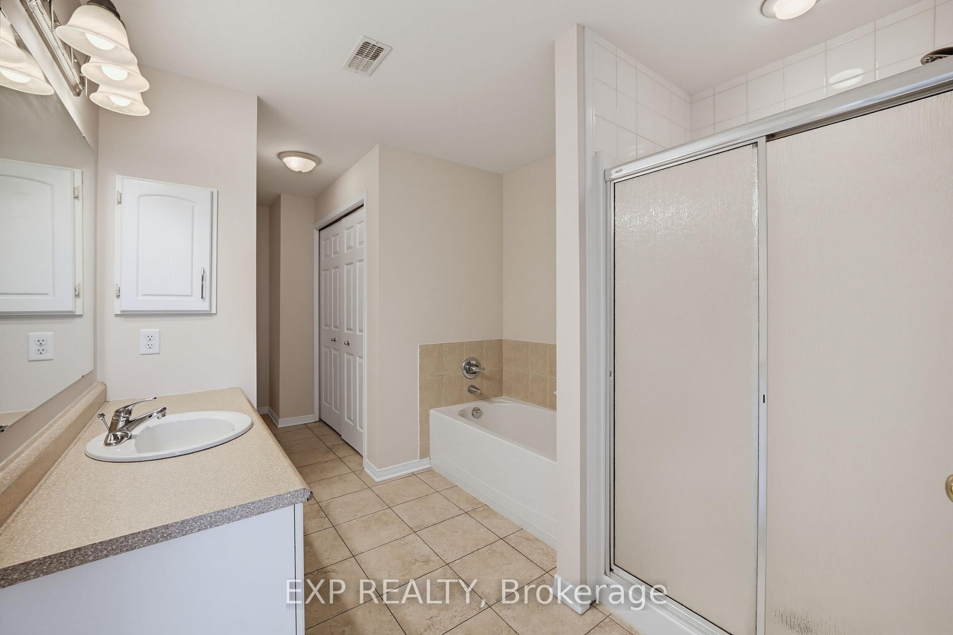 Photo 11 of Unit 7, 190 Rustic Hills Crescent, Ottawa, Springridge/East Village — HOMEH