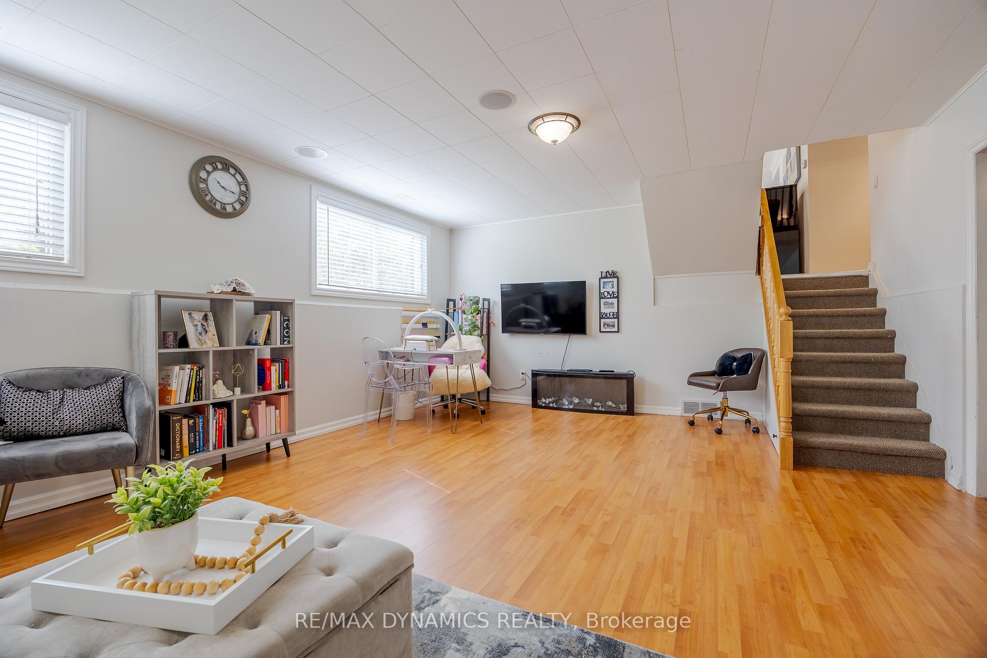 Photo 22 of 87 Rochelle Drive, St. Catharines, Bunting/Linwell — HOMEH