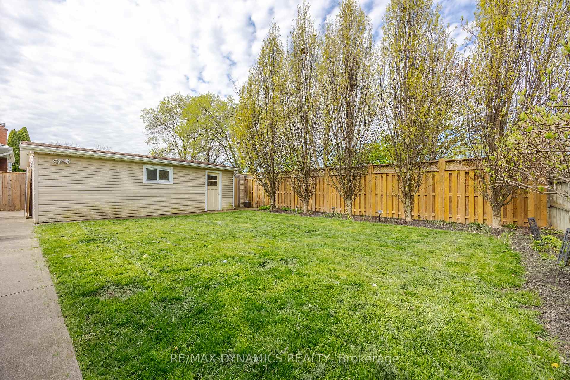 Photo 29 of 87 Rochelle Drive, St. Catharines, Bunting/Linwell — HOMEH