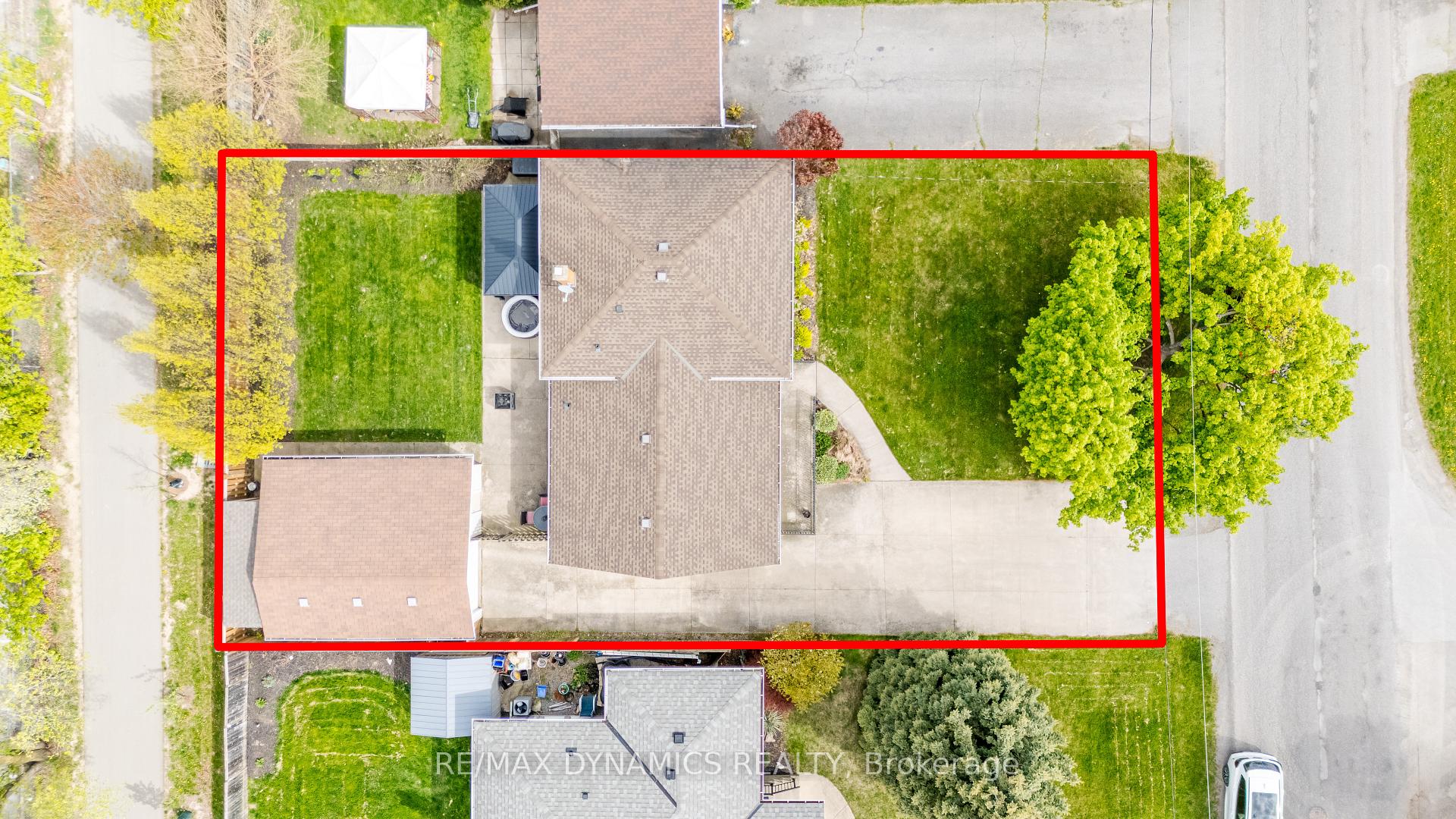 Photo 36 of 87 Rochelle Drive, St. Catharines, Bunting/Linwell — HOMEH