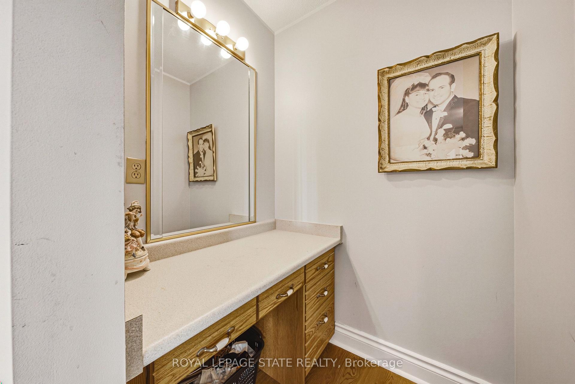 Photo 25 of 90 Fairington Crescent, Hamilton, Kentley — HOMEH
